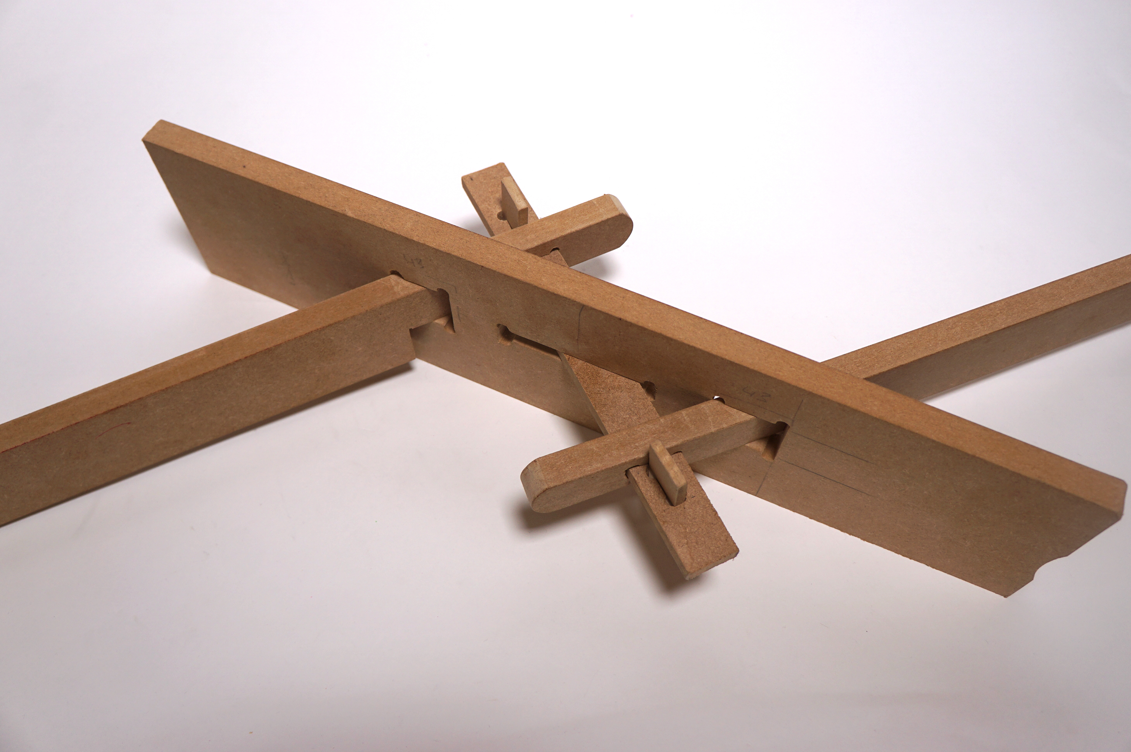 Screwless Joinery Design