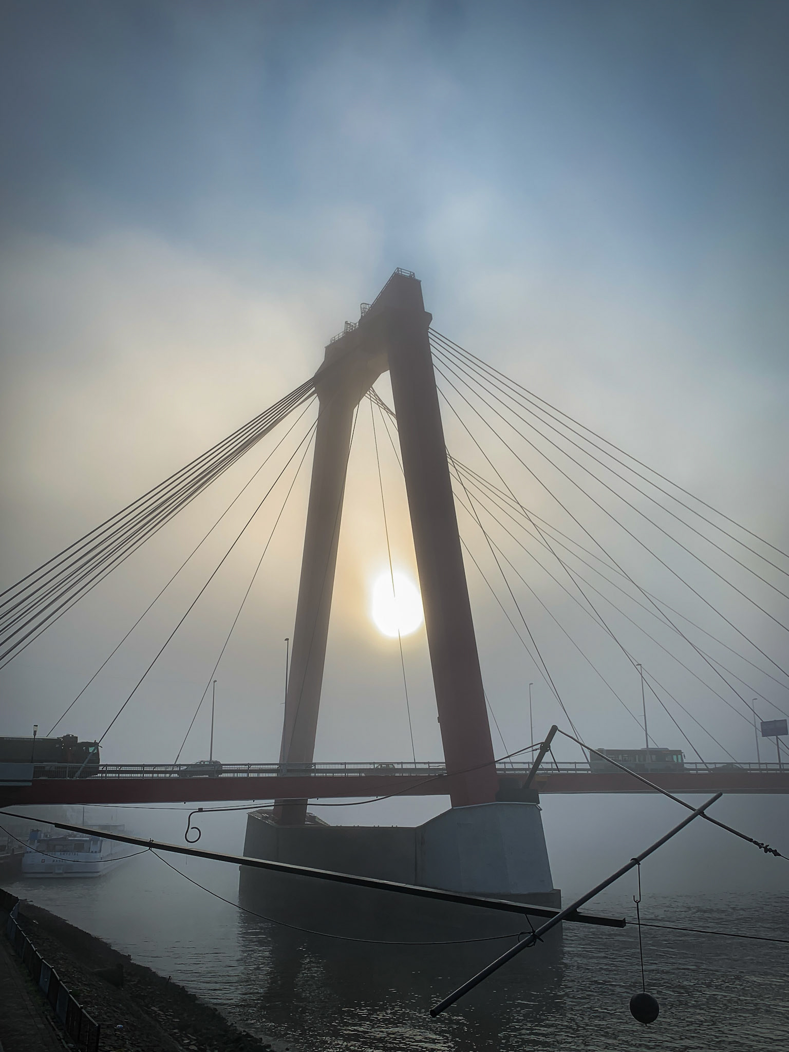Dag -395: Ochtend mist.