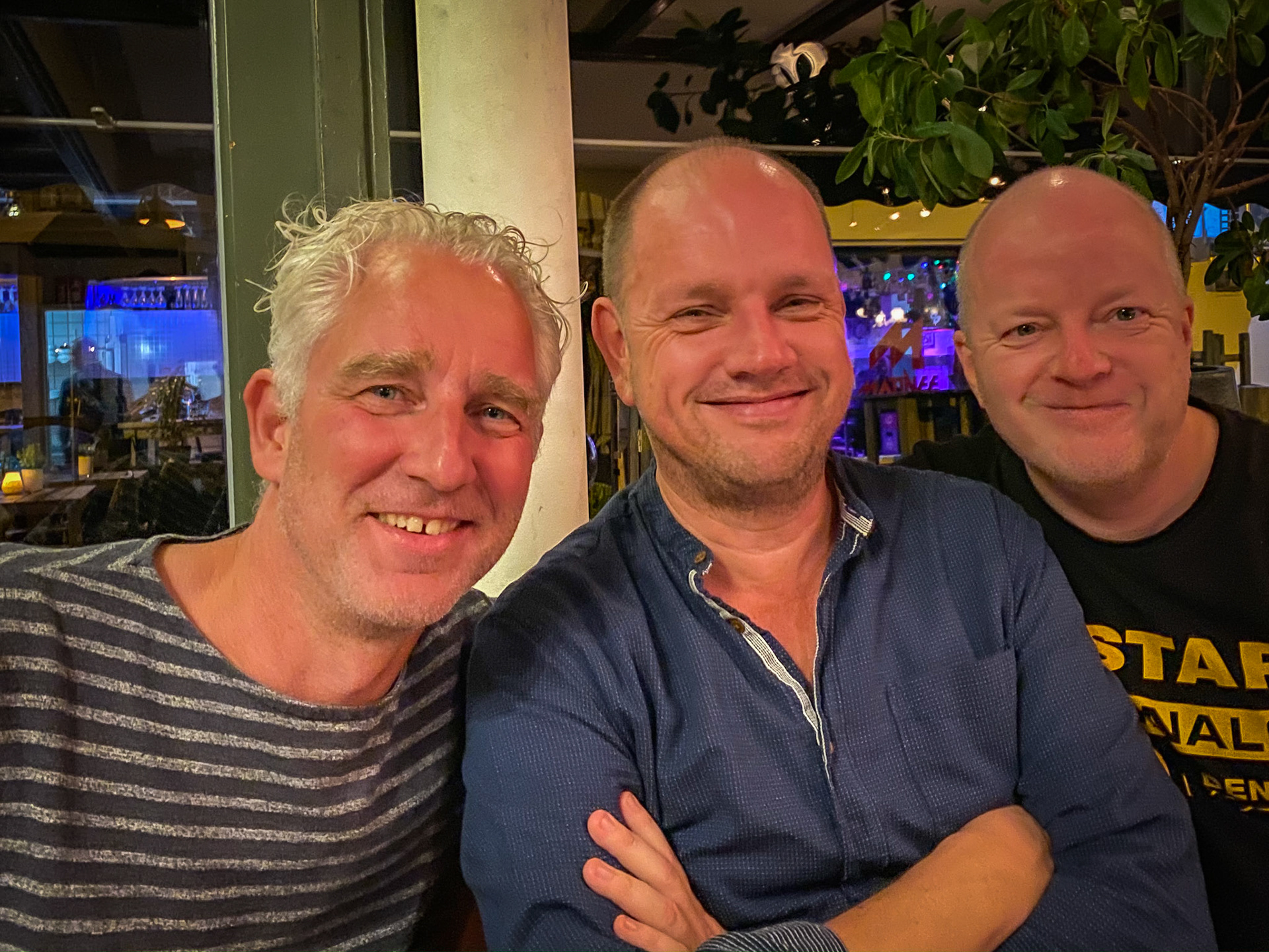 Dag -238: 3 Musketiers, of we nog even mee gingen eten. En waar ga je dan heen na een vakantie in Kreta? Naar de Griek.