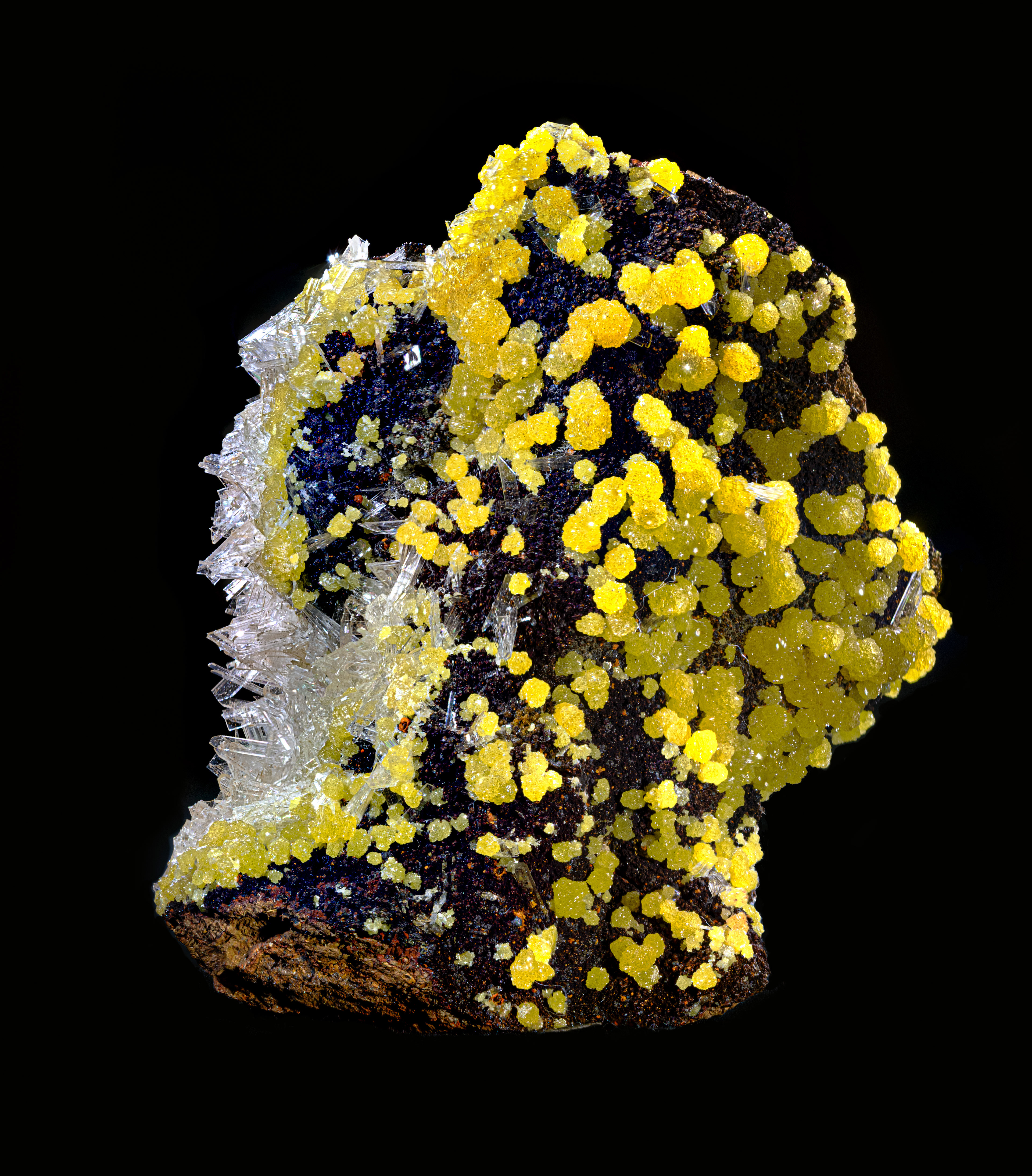 Mimetite and Hemimorphite
