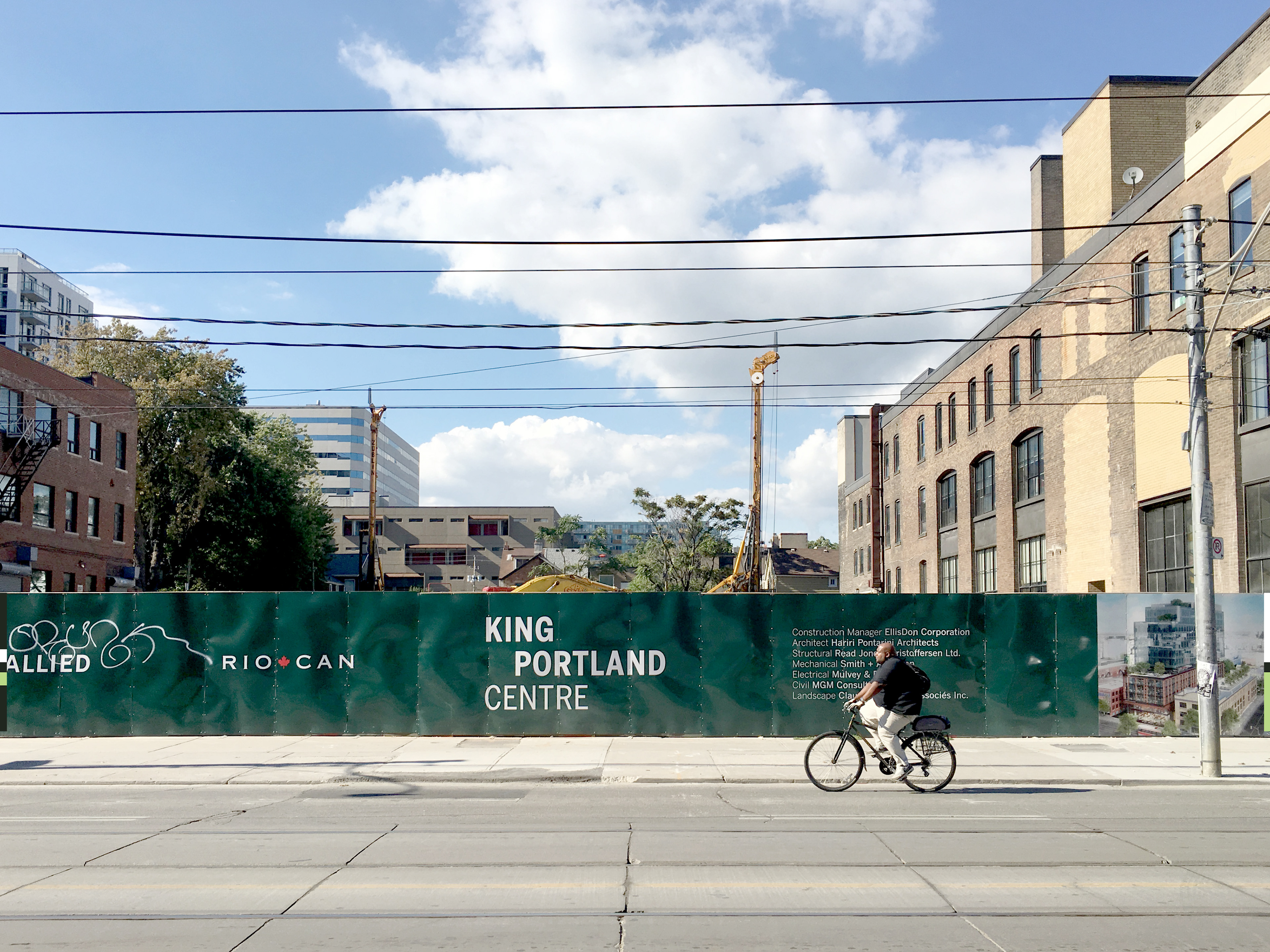 Photo of the current street side.