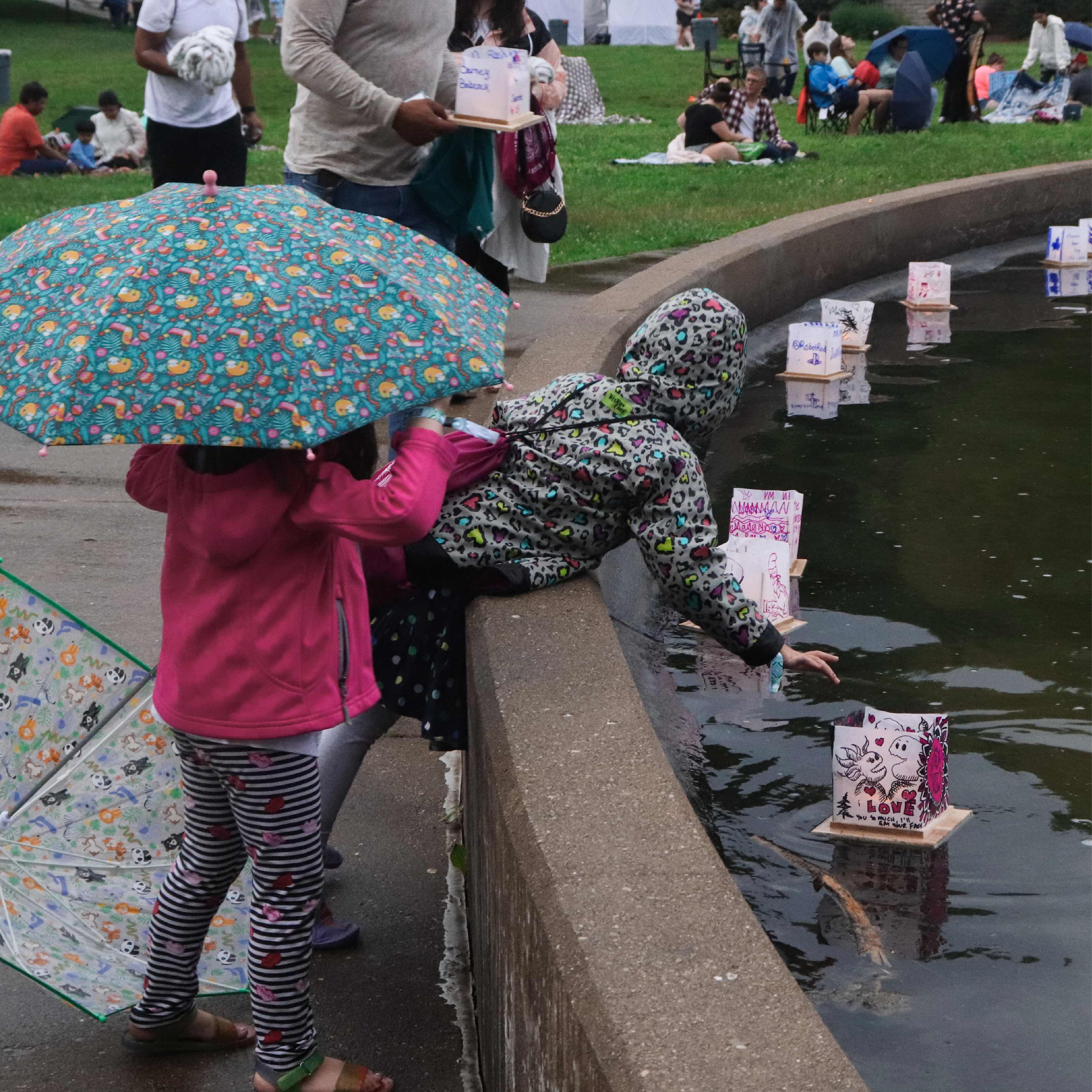Kids & Lanterns