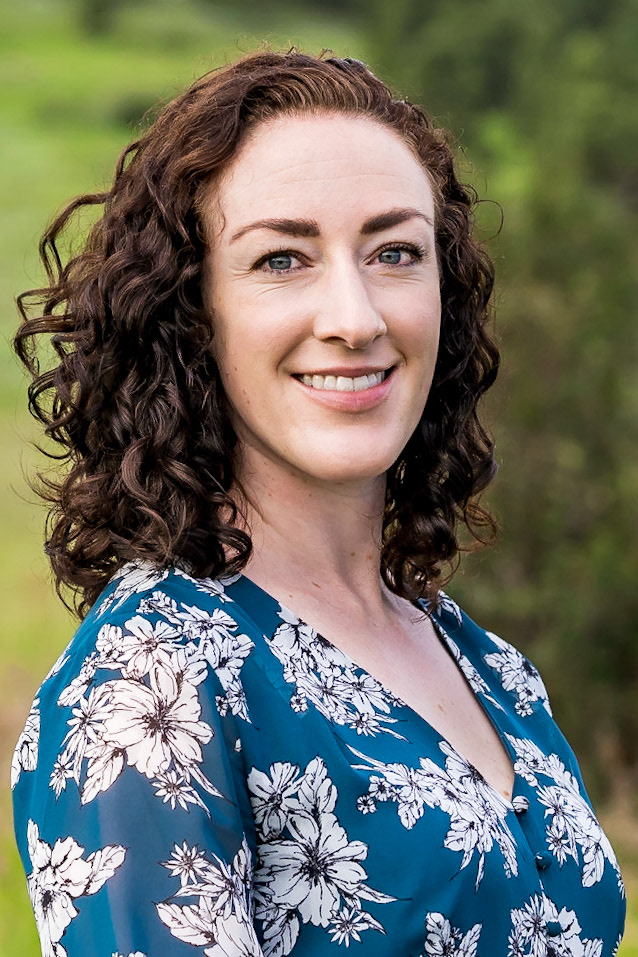 Fun, easy outdoor headshots at Chautauqua in Boulder, CO by Bonnie Photo