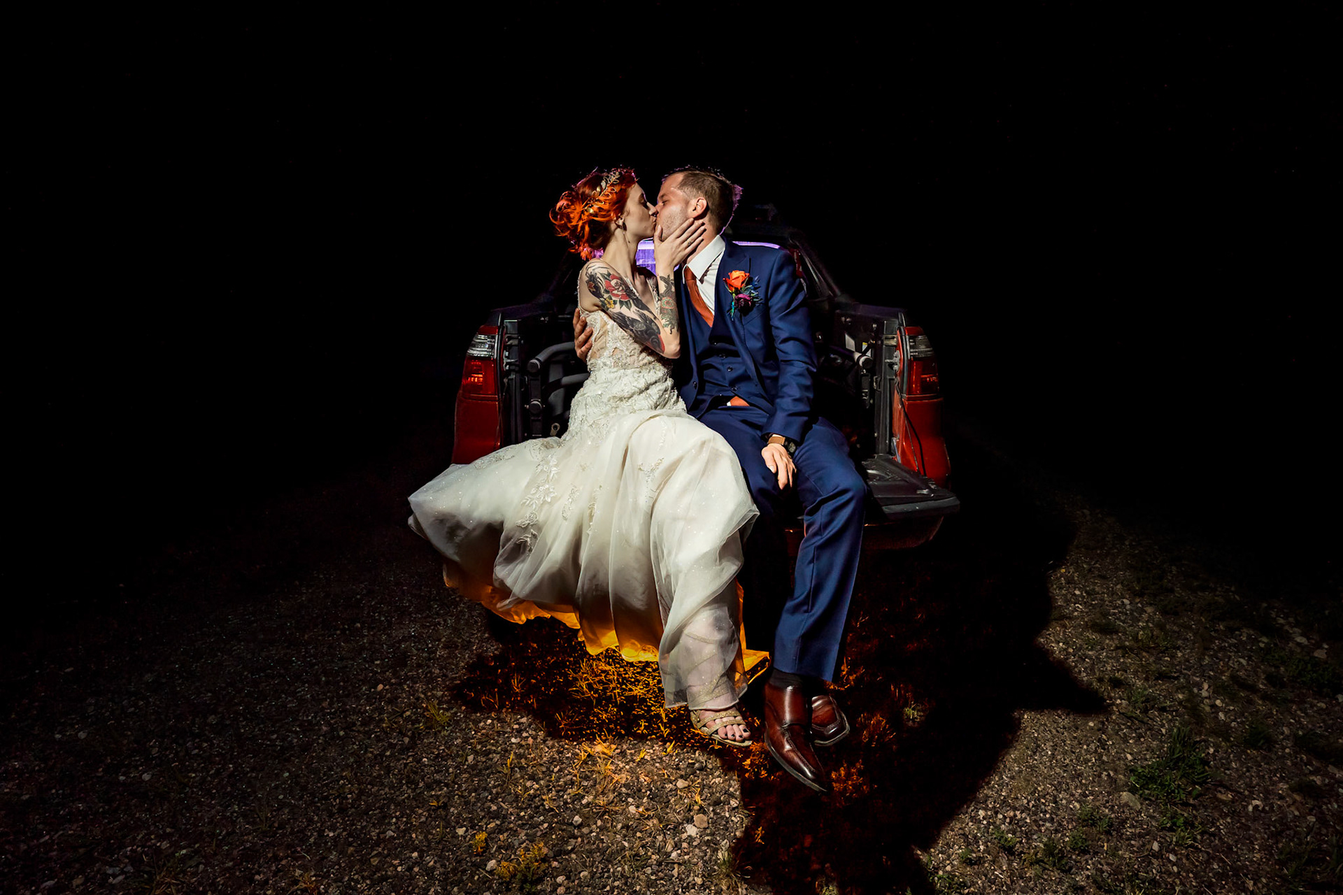 Fun, chill, and colorful wedding at Crooked Willow Farms in Larkspur, Colorado