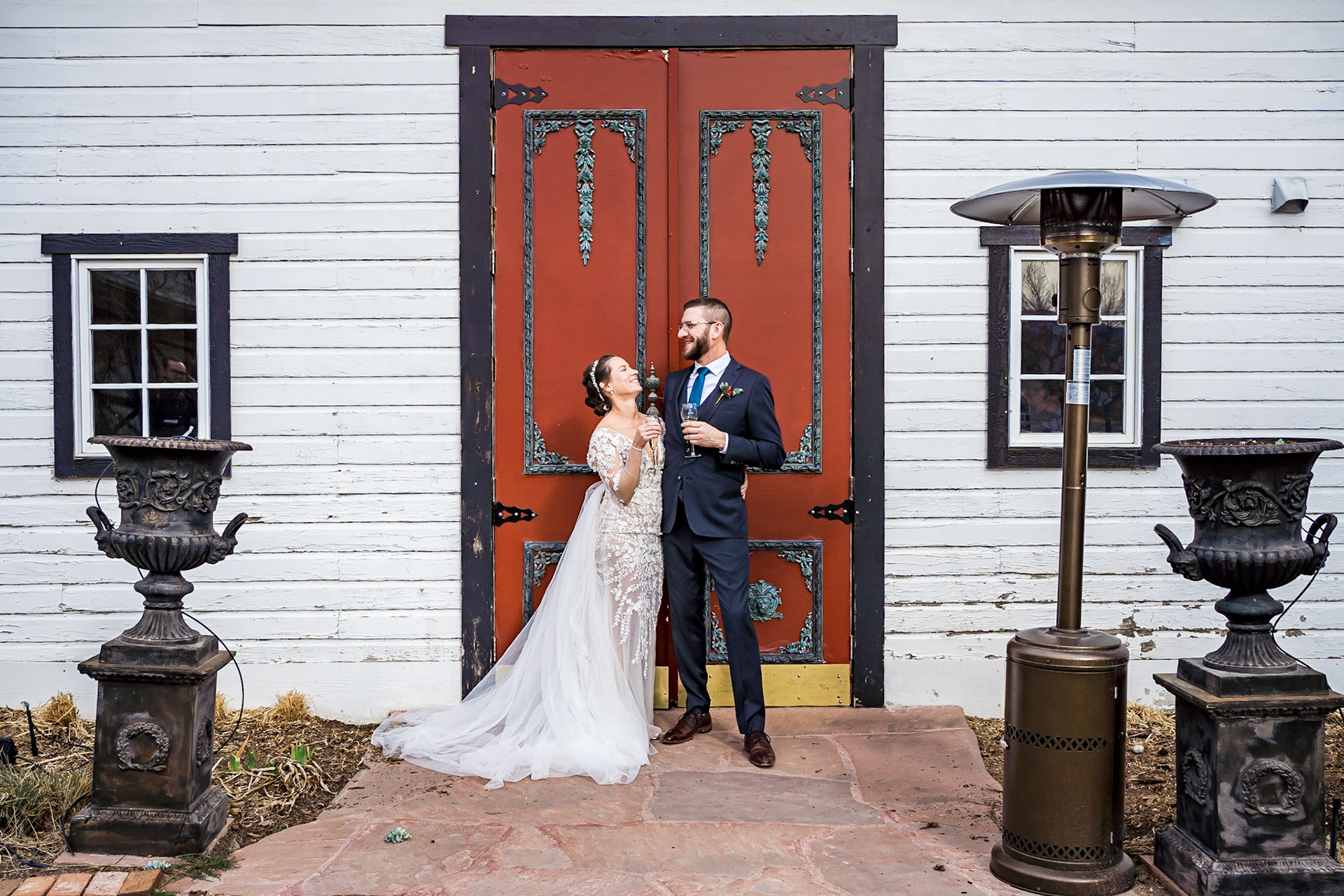 Bold, vibrant wedding photography at Lionsgate in Lafayette, CO