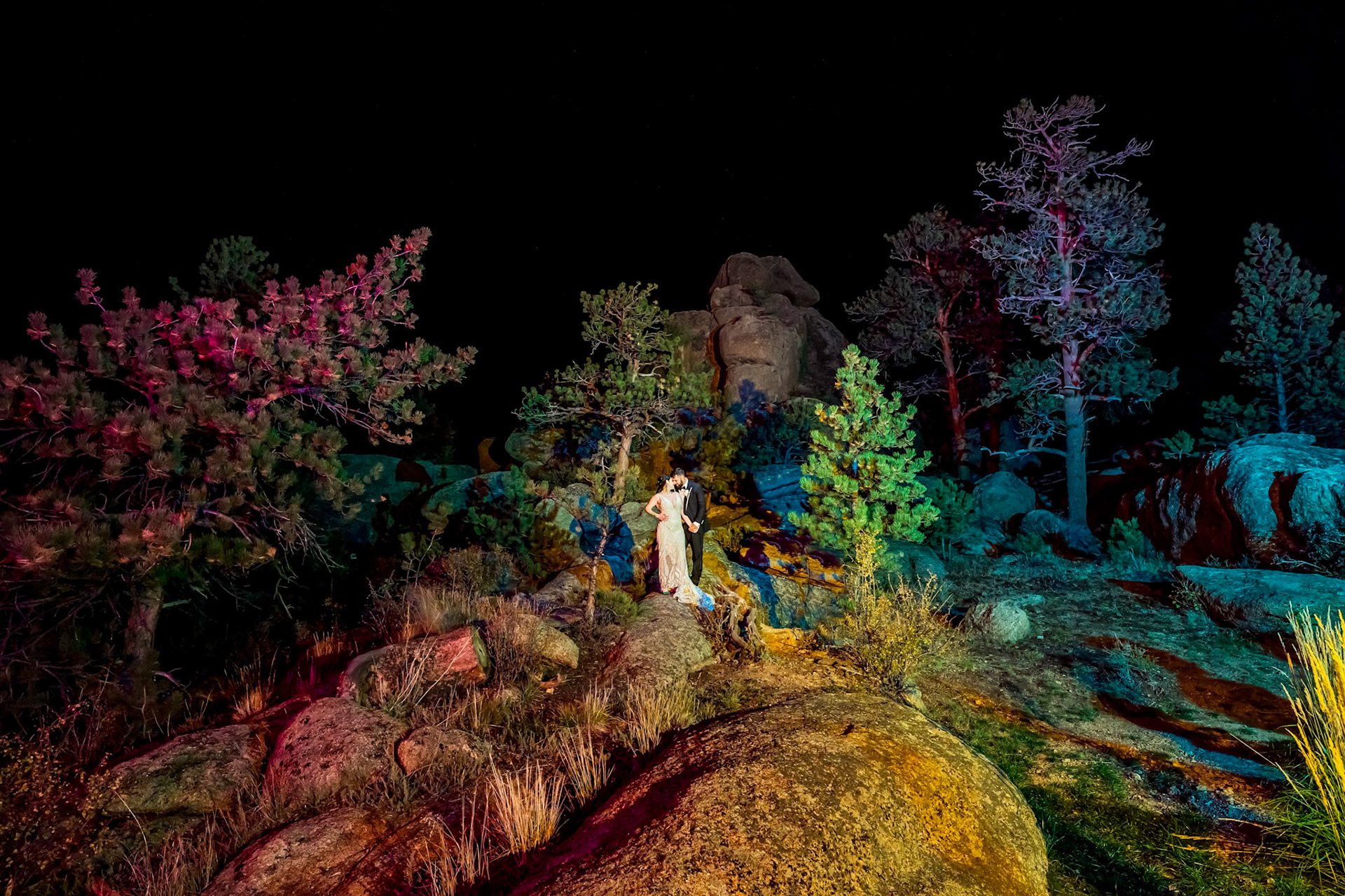 Bold and Vibrant autumn wedding in the Rocky Mountains at Black Canyon Inn in Estes Park, Colorado