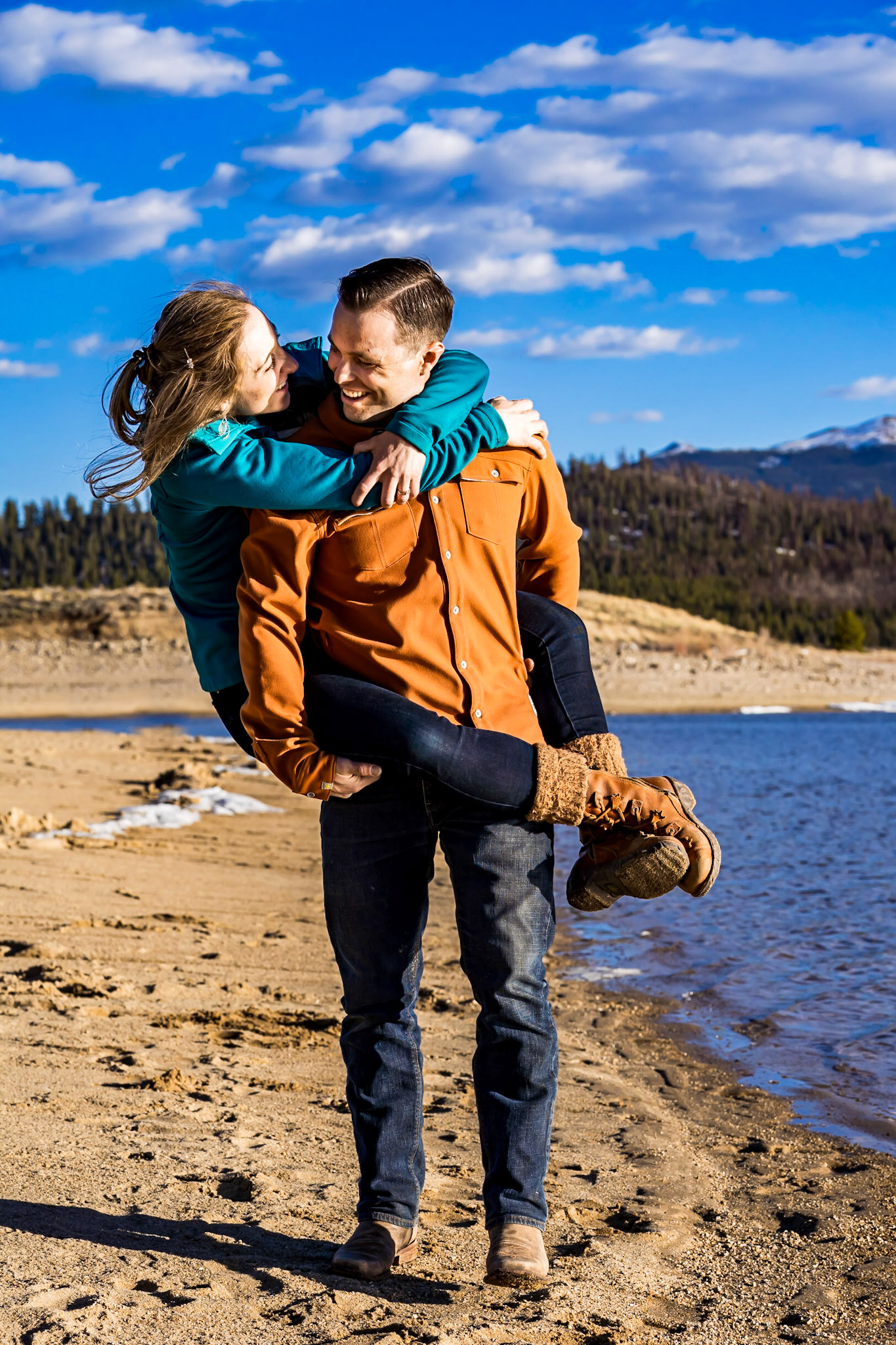 Bold, vibrant engagement photography by Bonnie Photo in Leadvill, Colorado