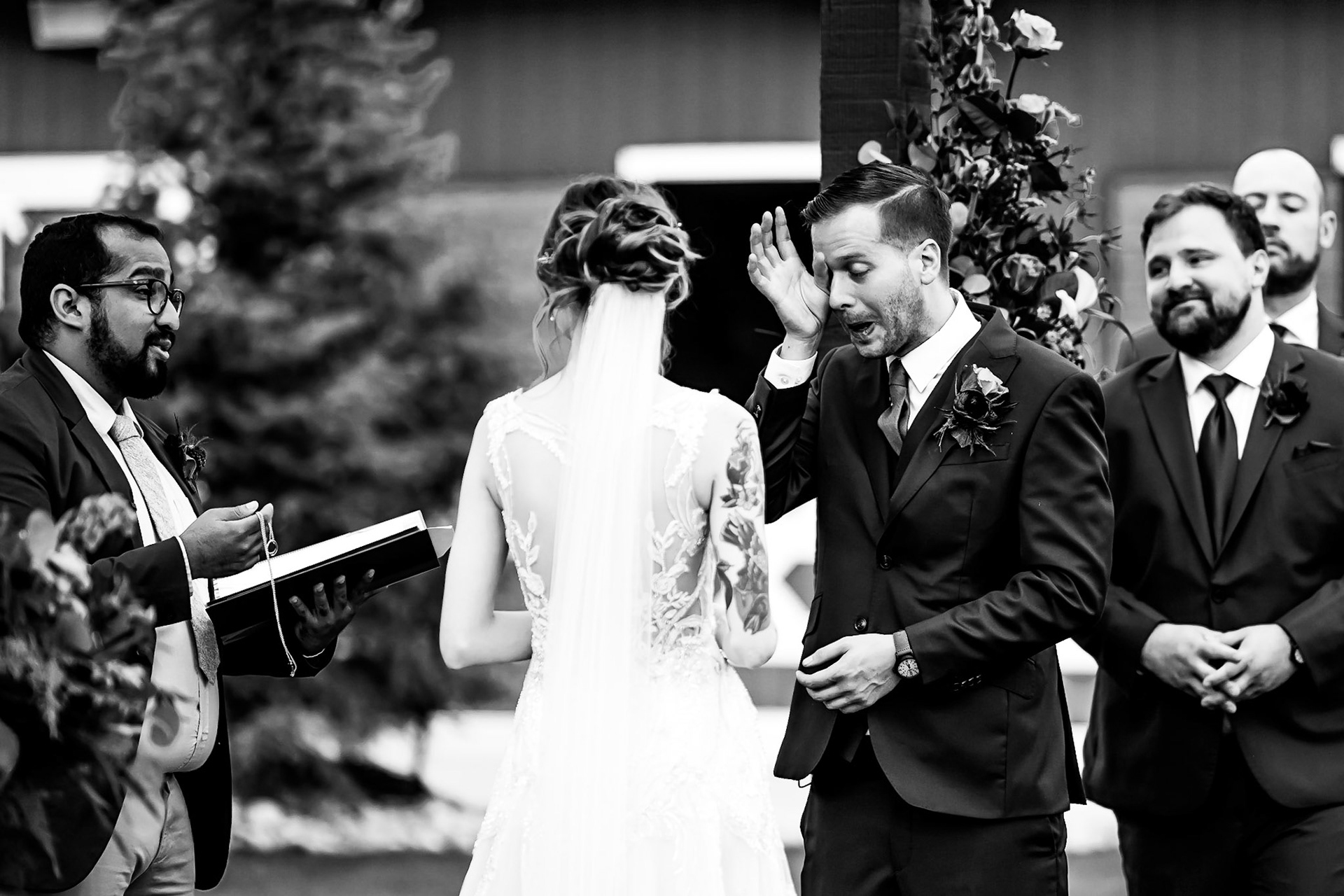 Fun, chill, and colorful wedding at Crooked Willow Farms in Larkspur, Colorado