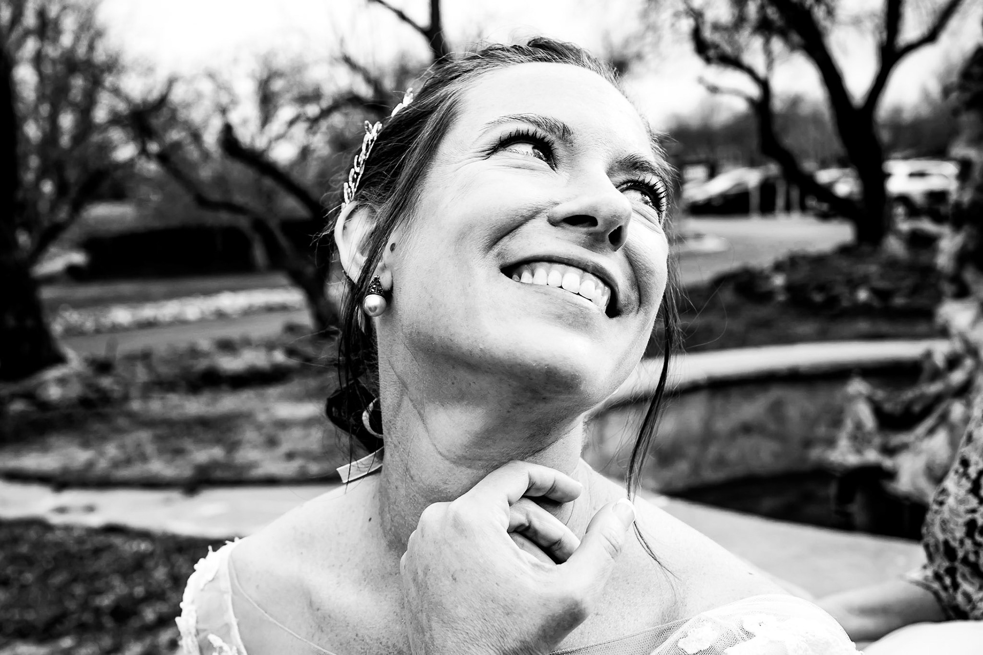 Bold, vibrant wedding photography at Lionsgate in Lafayette, CO