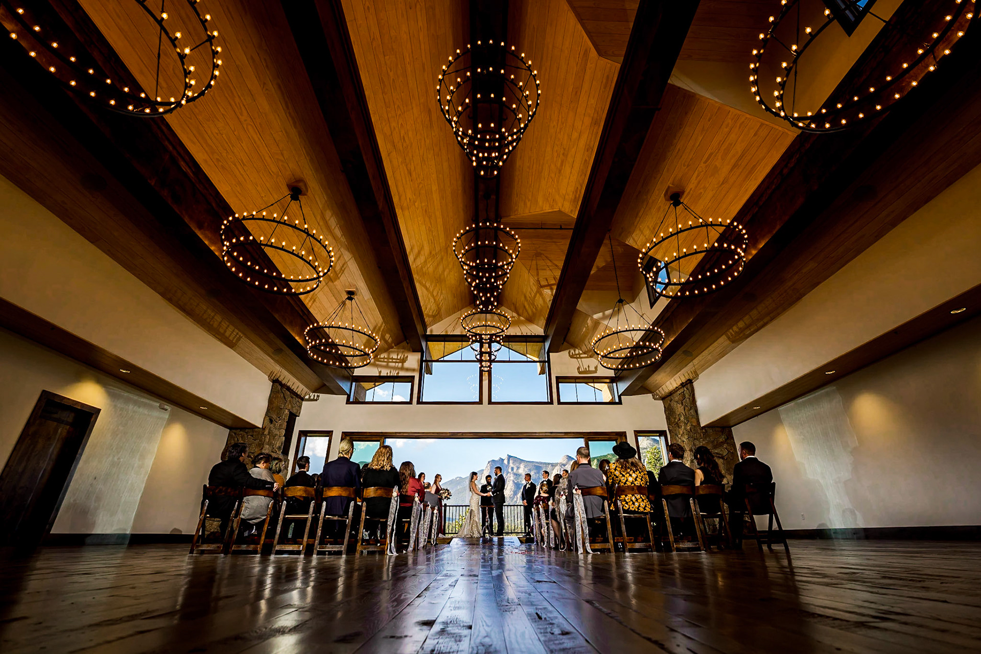 Bold and Vibrant autumn wedding in the Rocky Mountains at Black Canyon Inn in Estes Park, Colorado