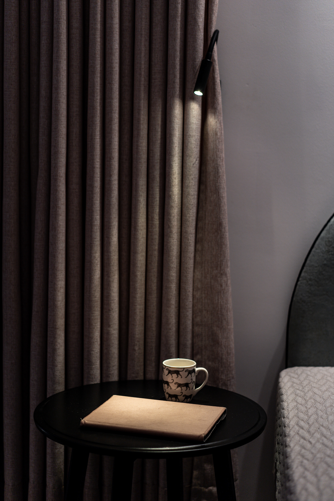 Apartment 3 sofa bedroom