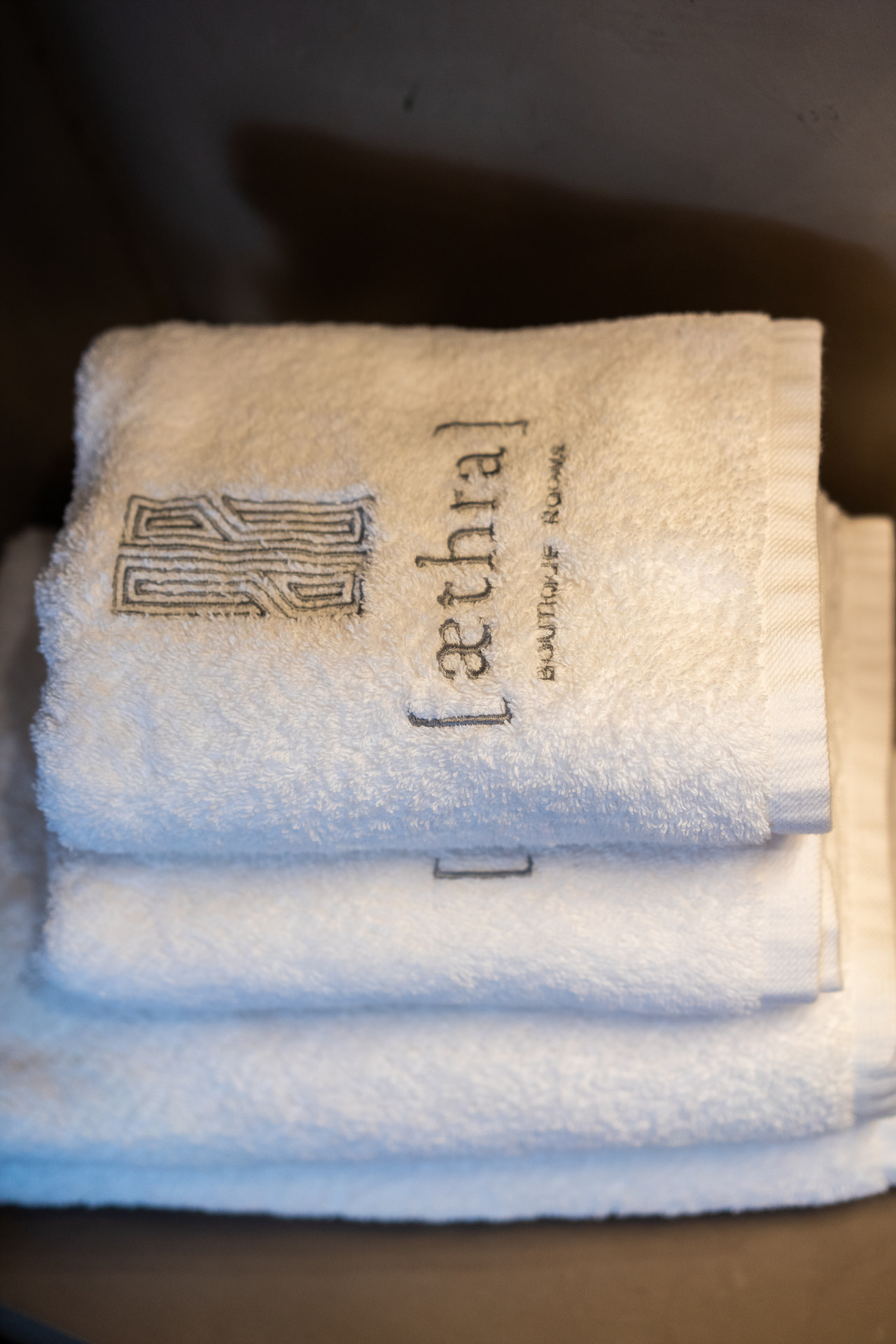 Aethra rooms details