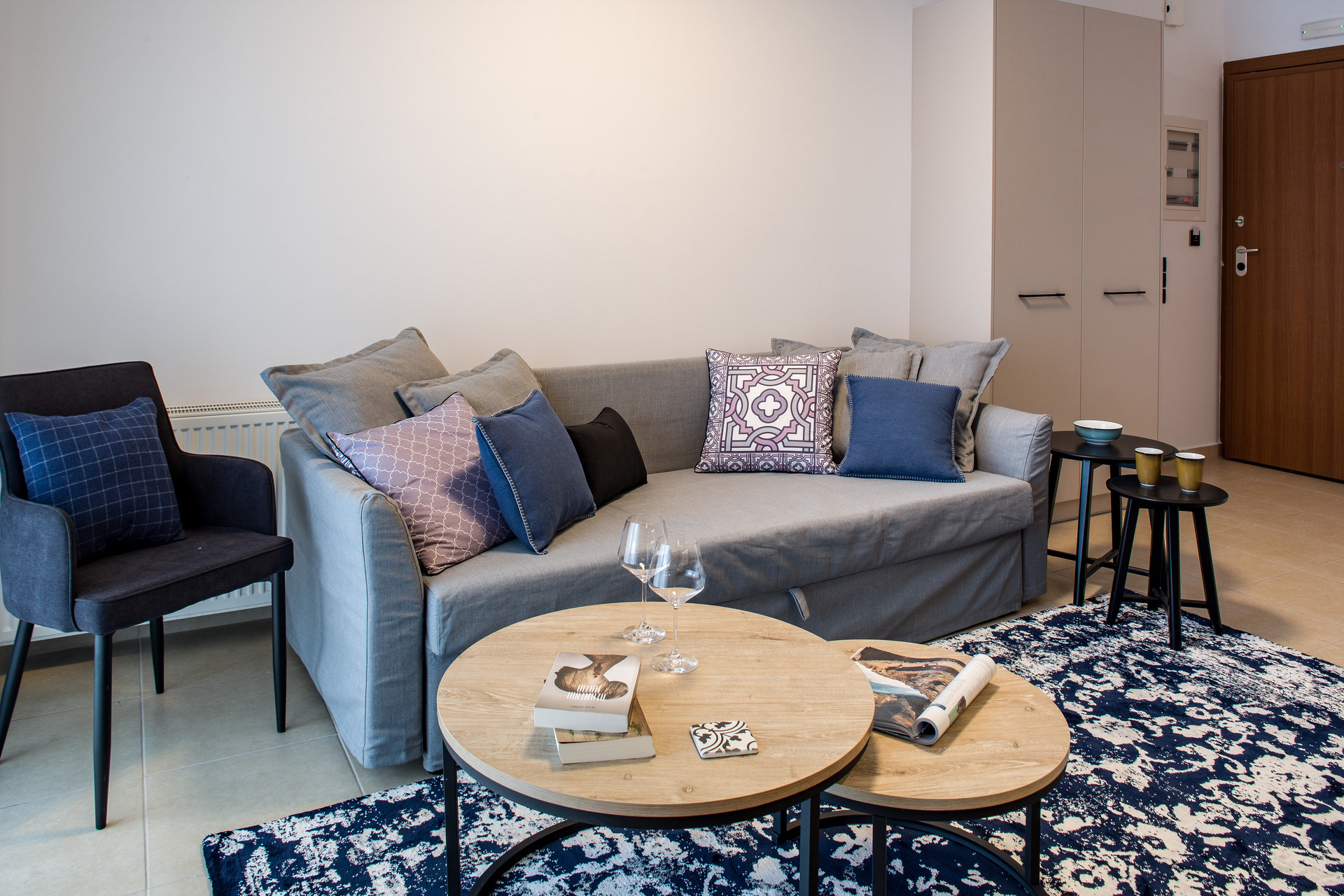 Apartment 4 Livingroom