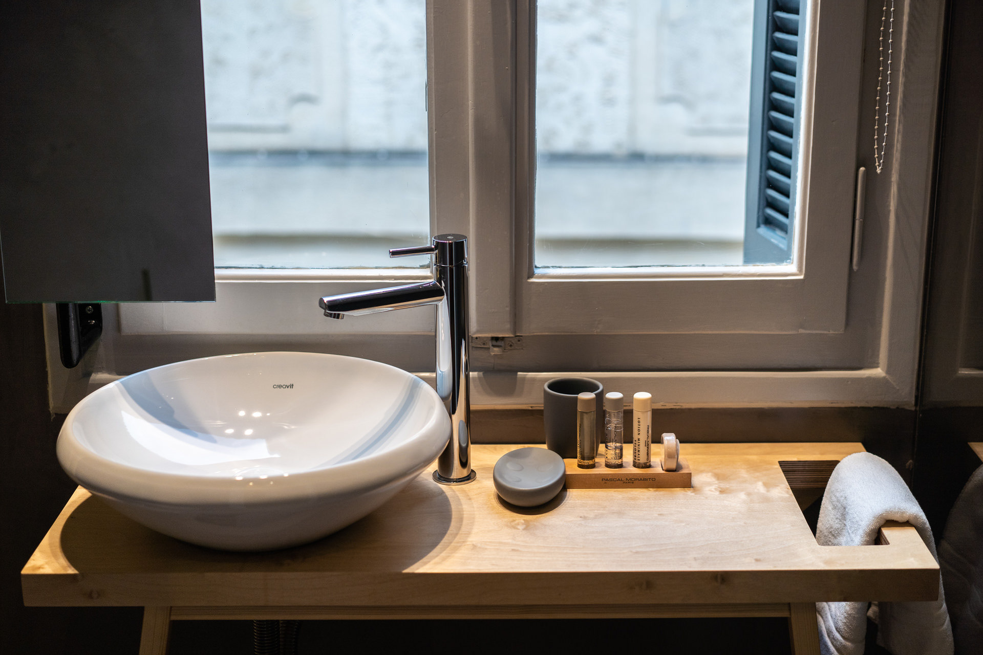 Aethra rooms details