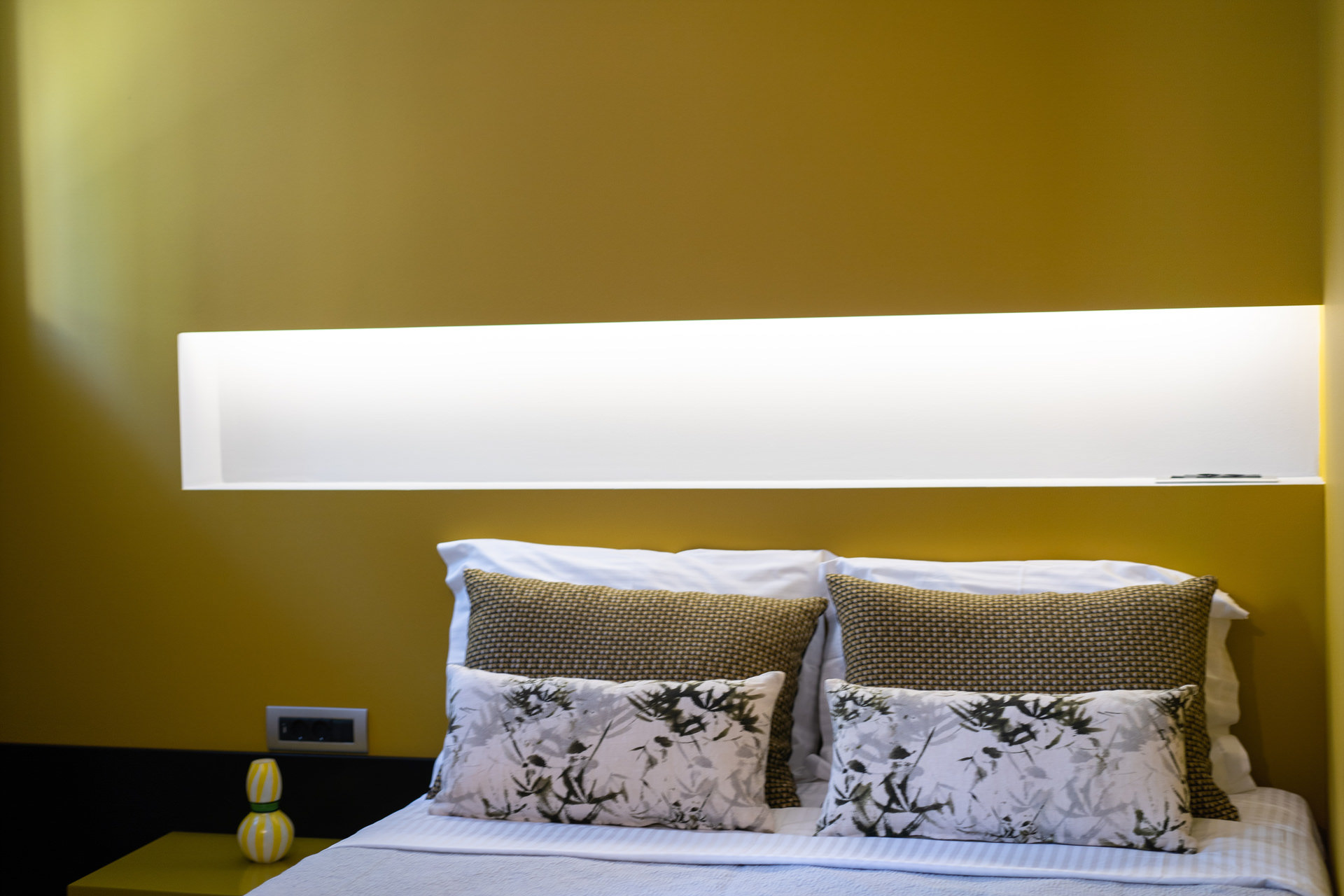 Aethra rooms details