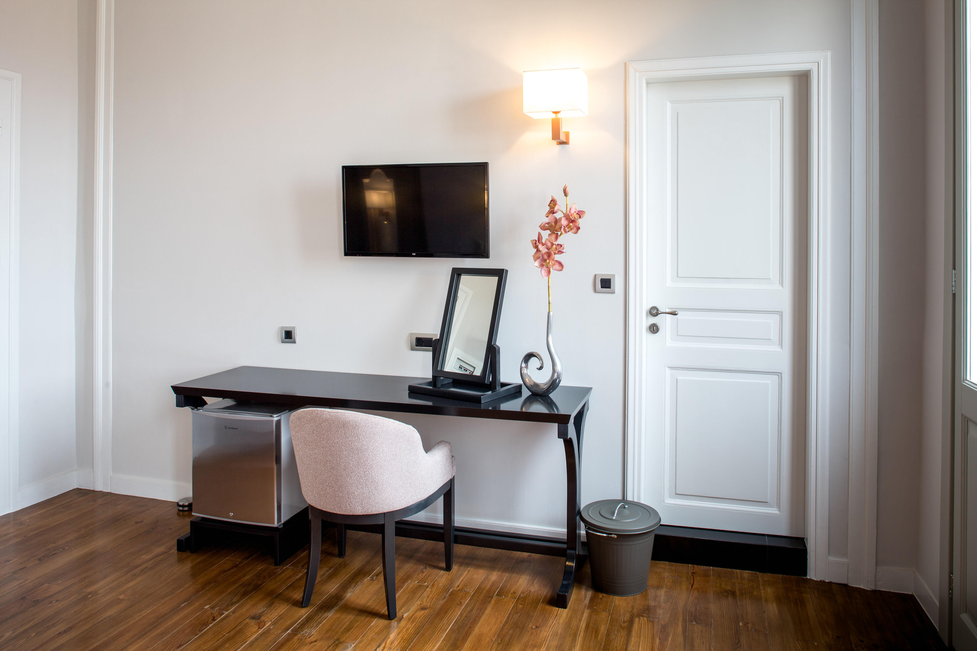 Antonio Gambello Rooms