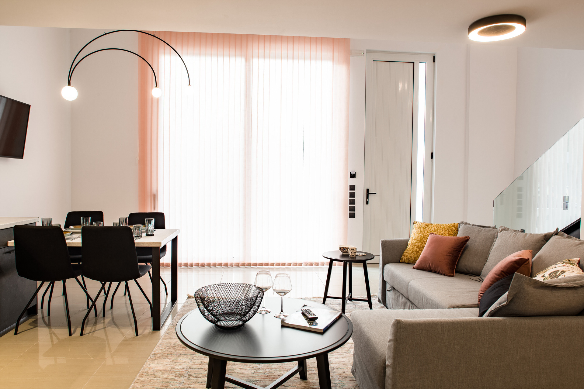 Apartment 3 Kitchen & Livingroom