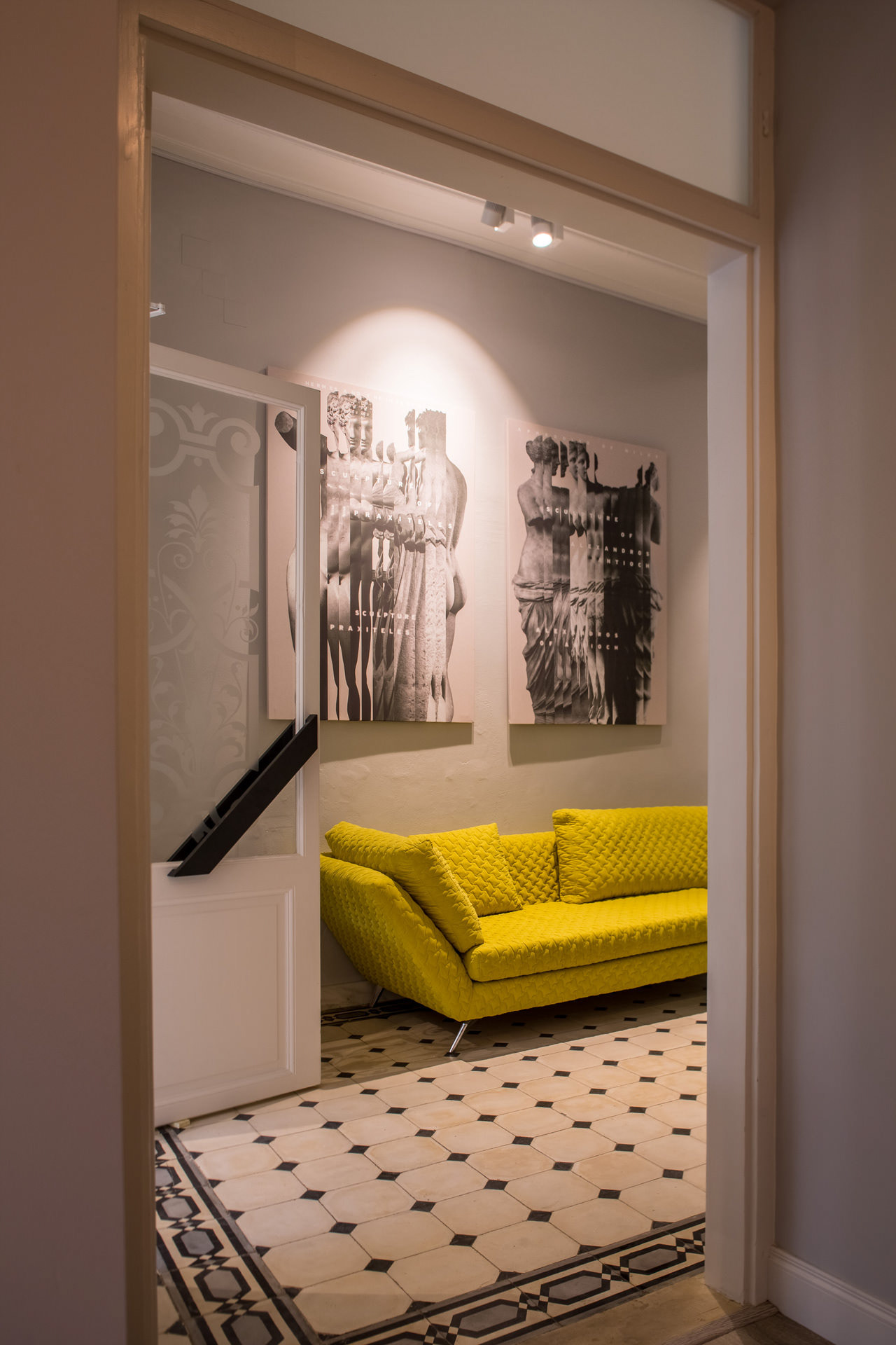 Antonio Gambello Loby & Reception