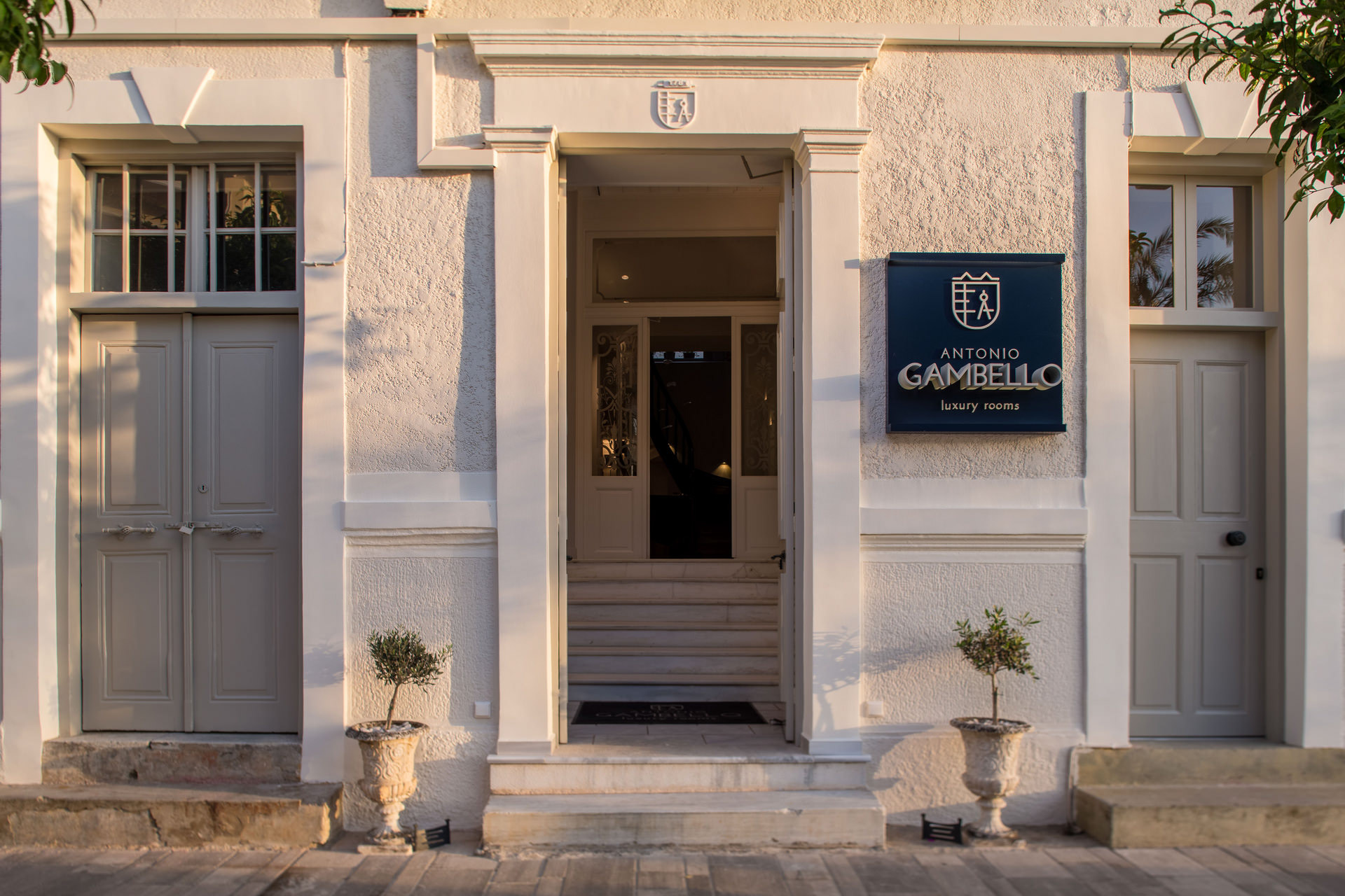 Antonio Gambello Loby & Exterior