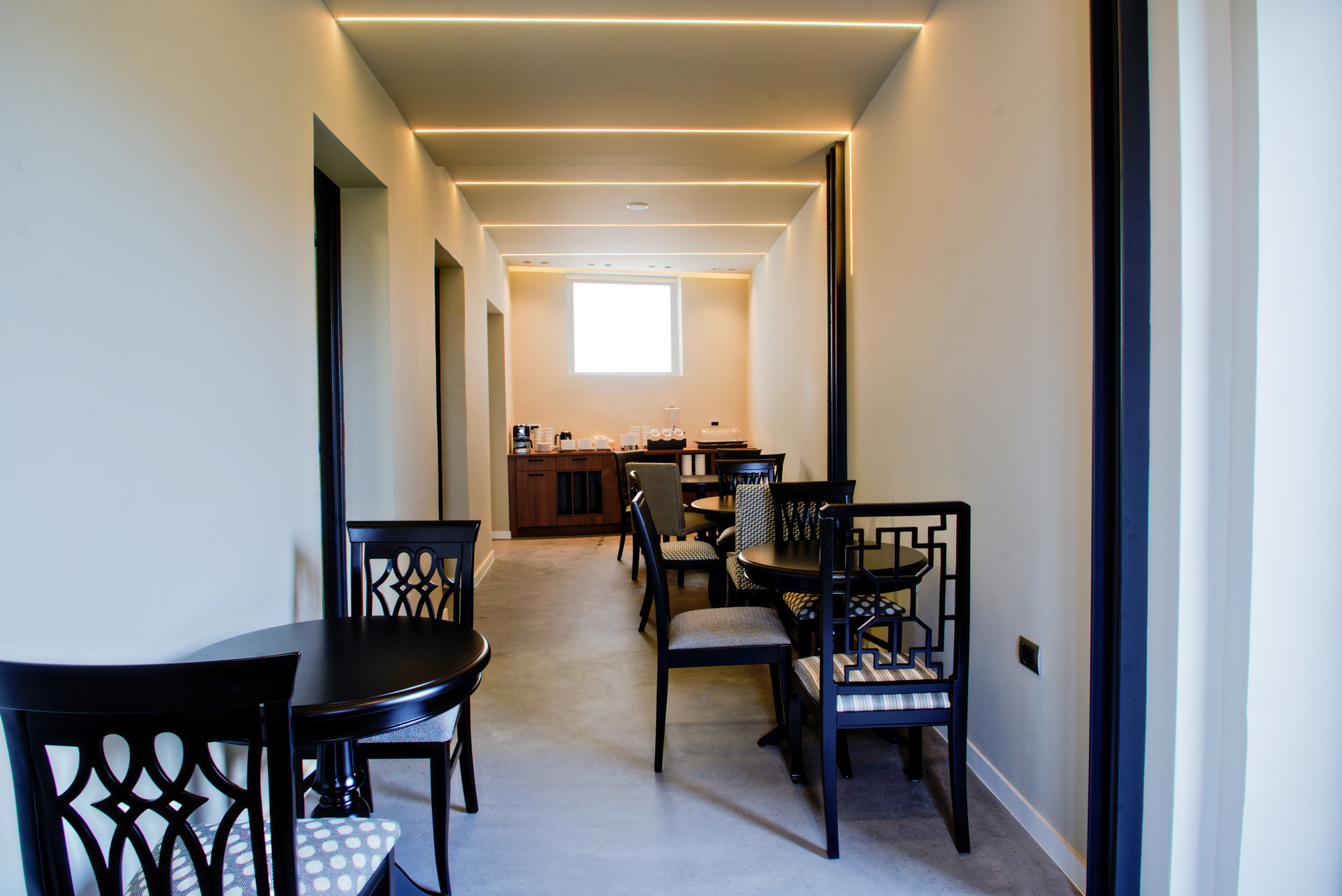 Aethra Breakfast area