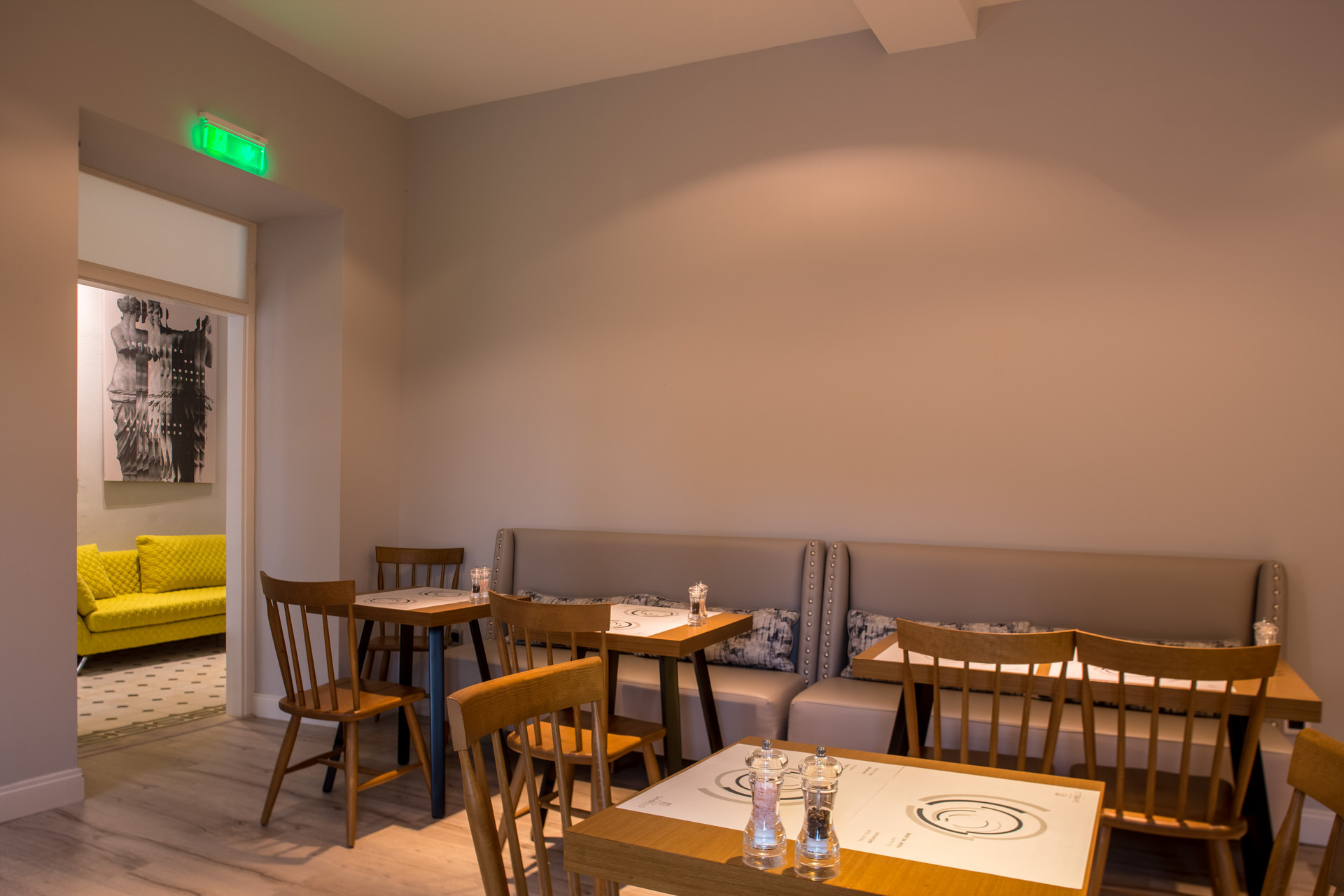 Antonio Gambello Breakfast Area