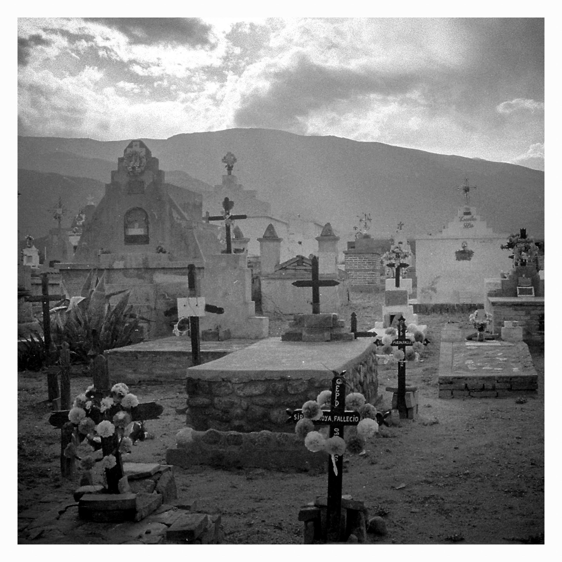 Camposanto, cerca de Cafayate, Salta (Argentina)