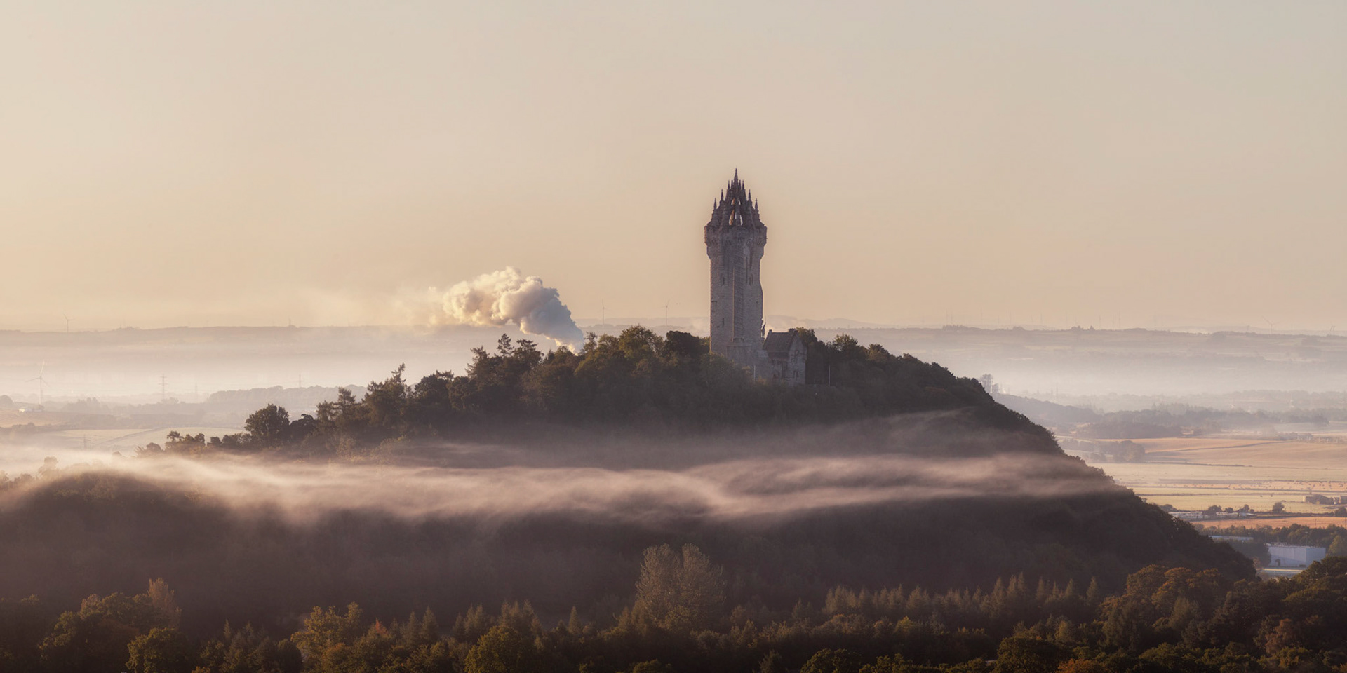 Wallace Monument at Dawn panorama