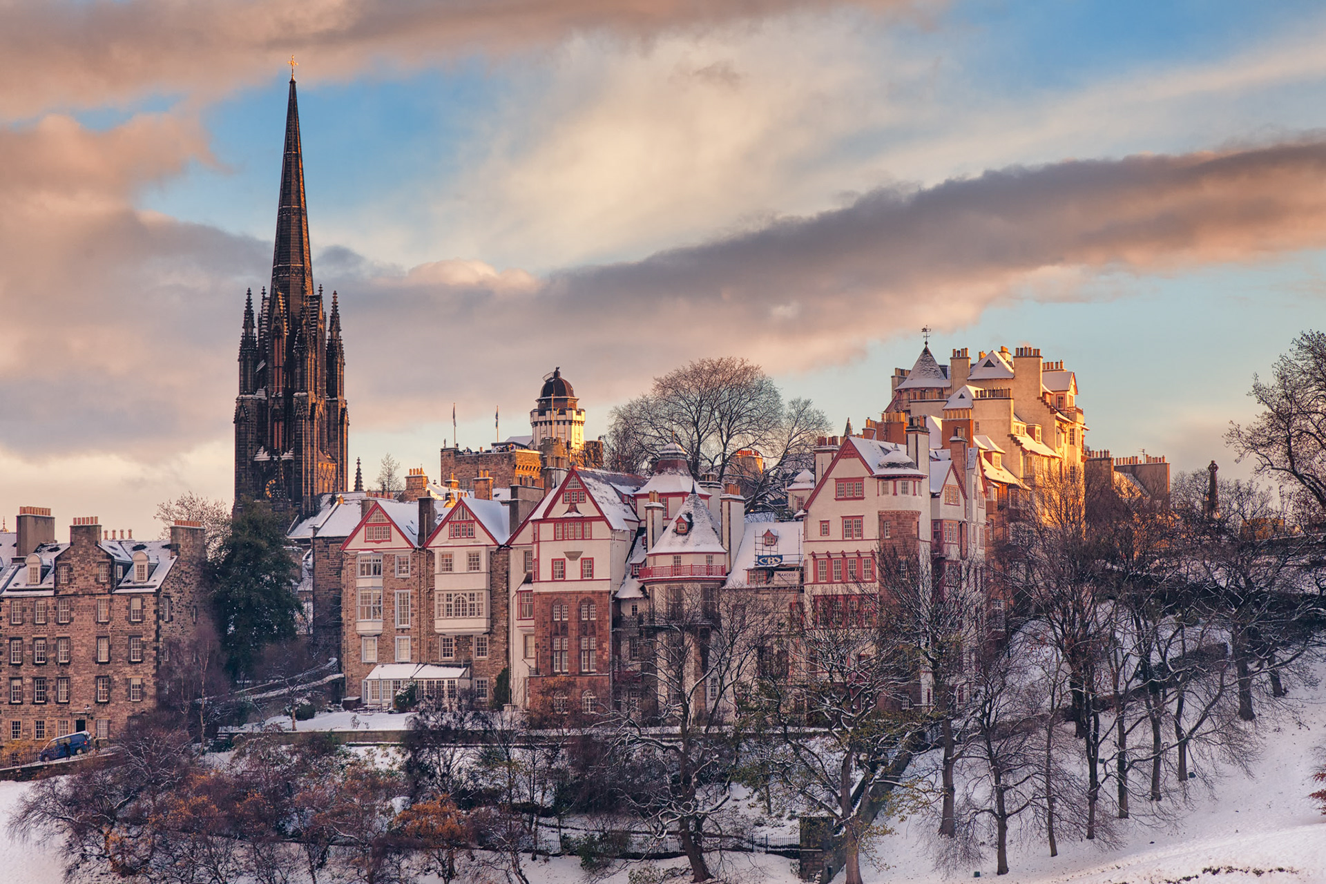 Edinburgh in the Pink