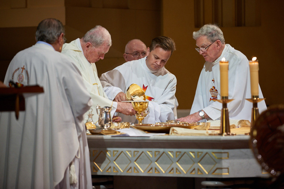 Racing Fraternity Mass