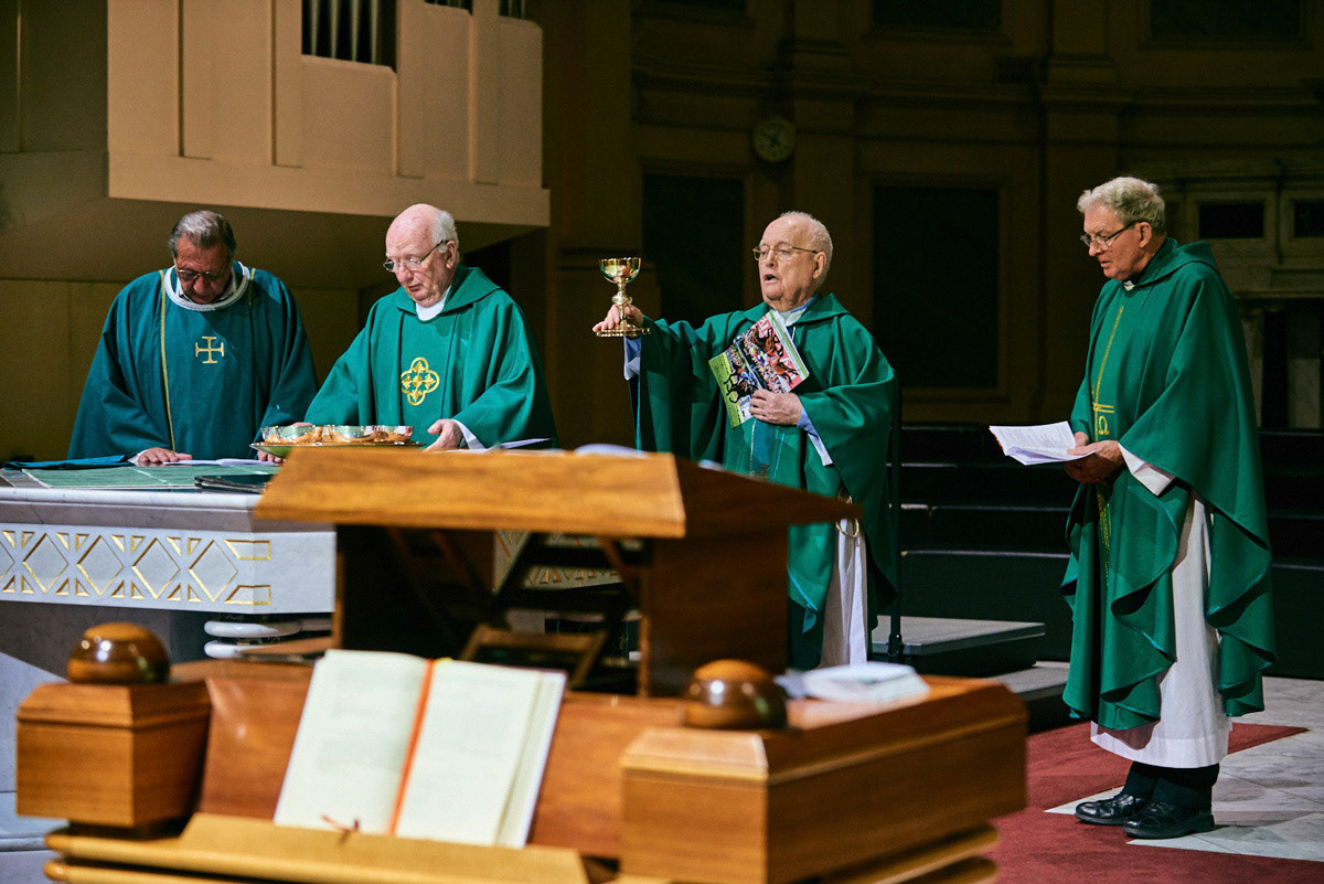 Racing Fraternity Mass 2017
