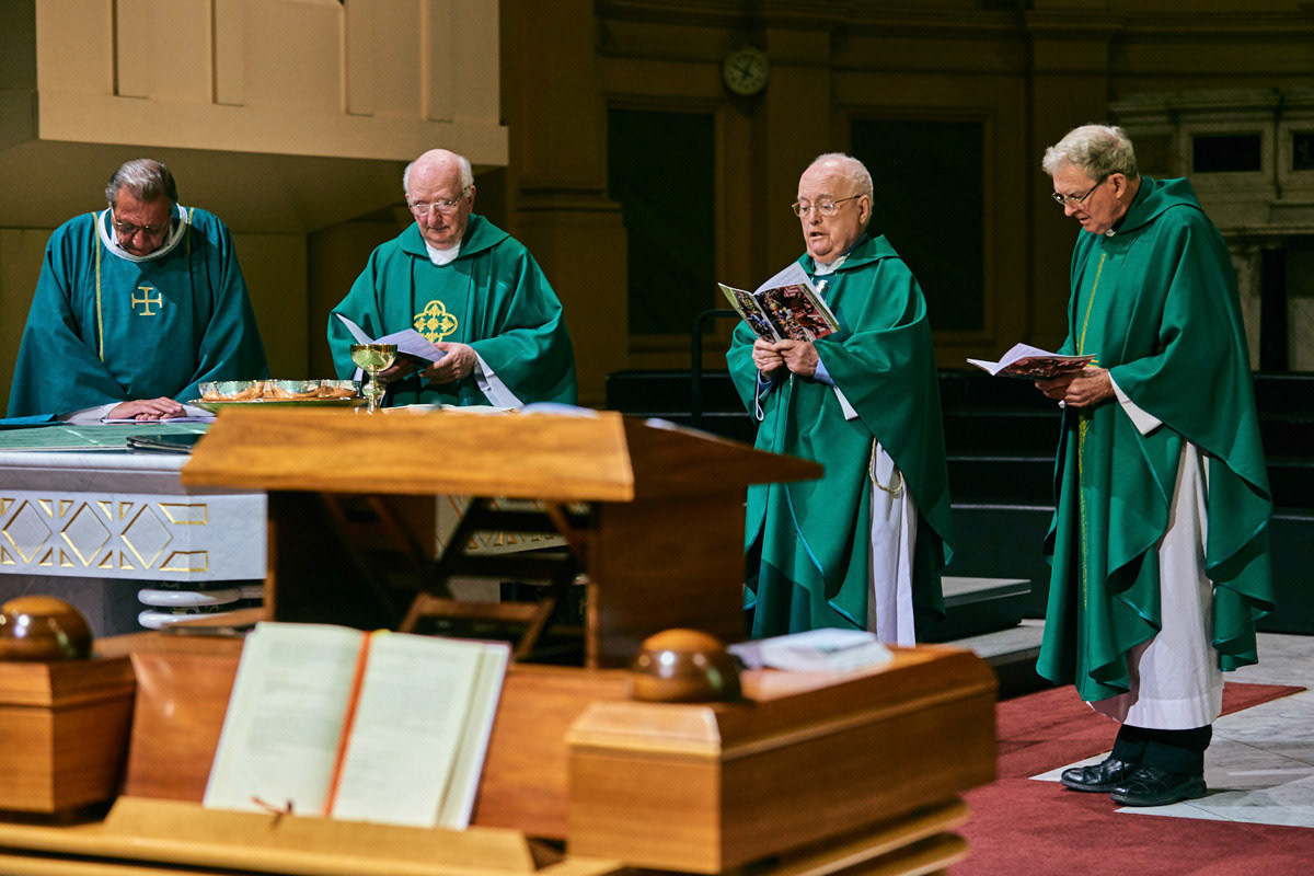 Racing Fraternity Mass 2017