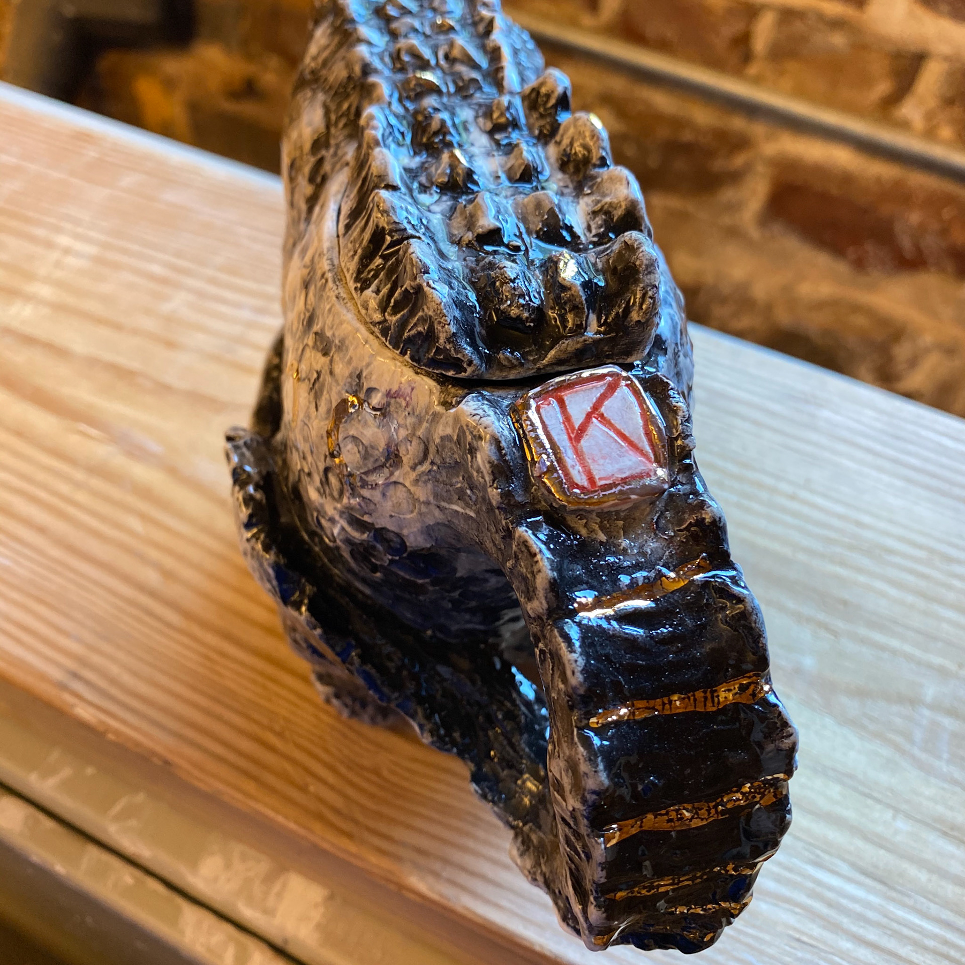 Alligator Teapot detail