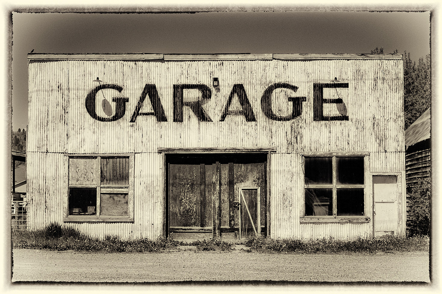 Vintage Garage, Freedom, Wyoming