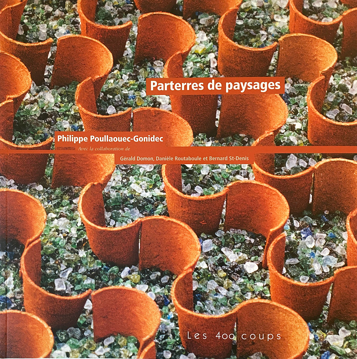 Livre rapportant les créations étudiantes de l'École d'été de Métis (1998-2001) sous la direction de Philippe Poullaouec-Gonidec, Ed. Les 400 coups, 112 pages - ISBN 2-89540-099-7