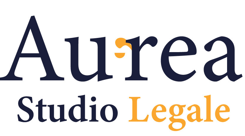 Logotipo Aurea Studio Legale con simbolo della bilancia integrato progettato da brand designer a Torino