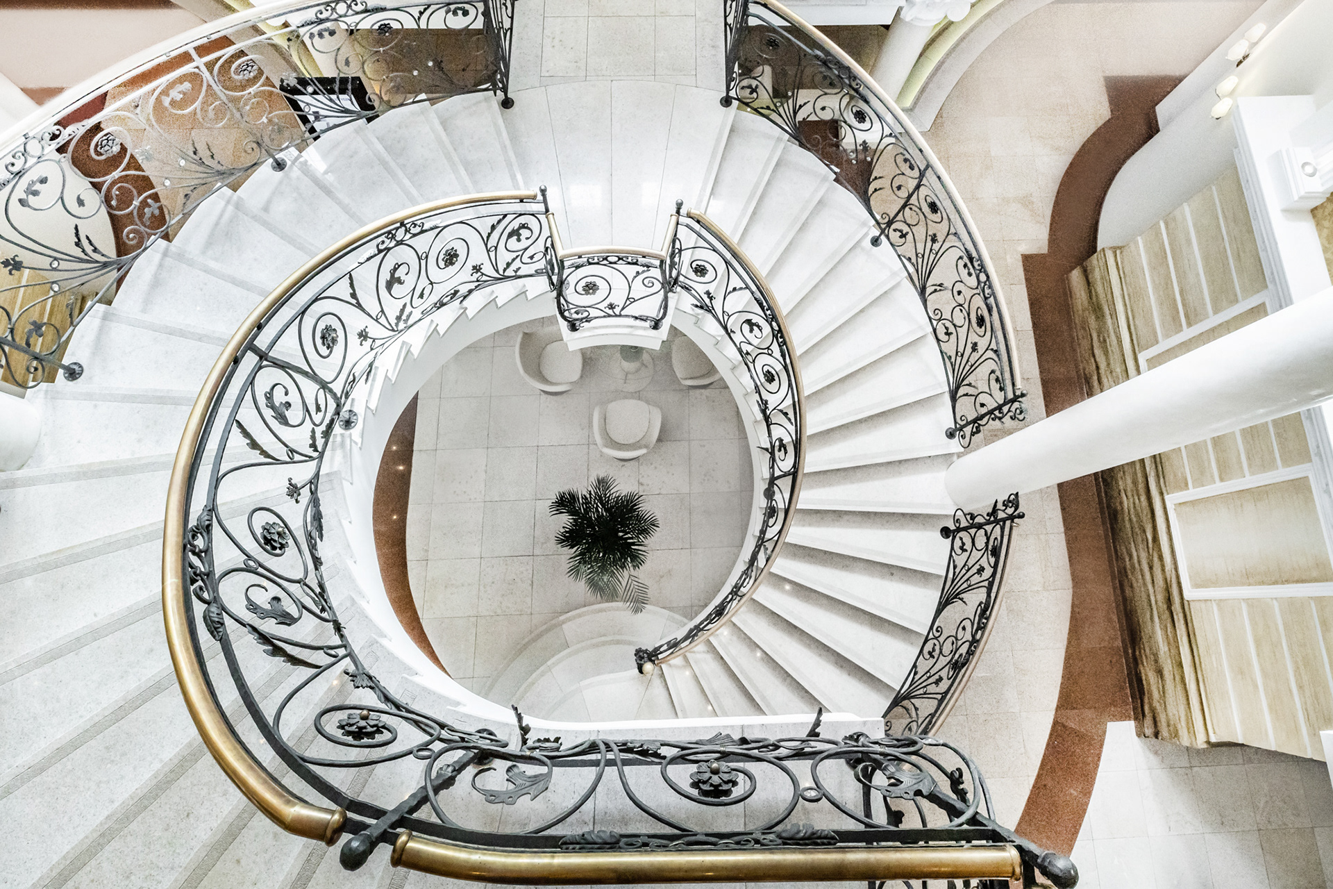 Hotel Windsor - oryginalna klatka schodowa