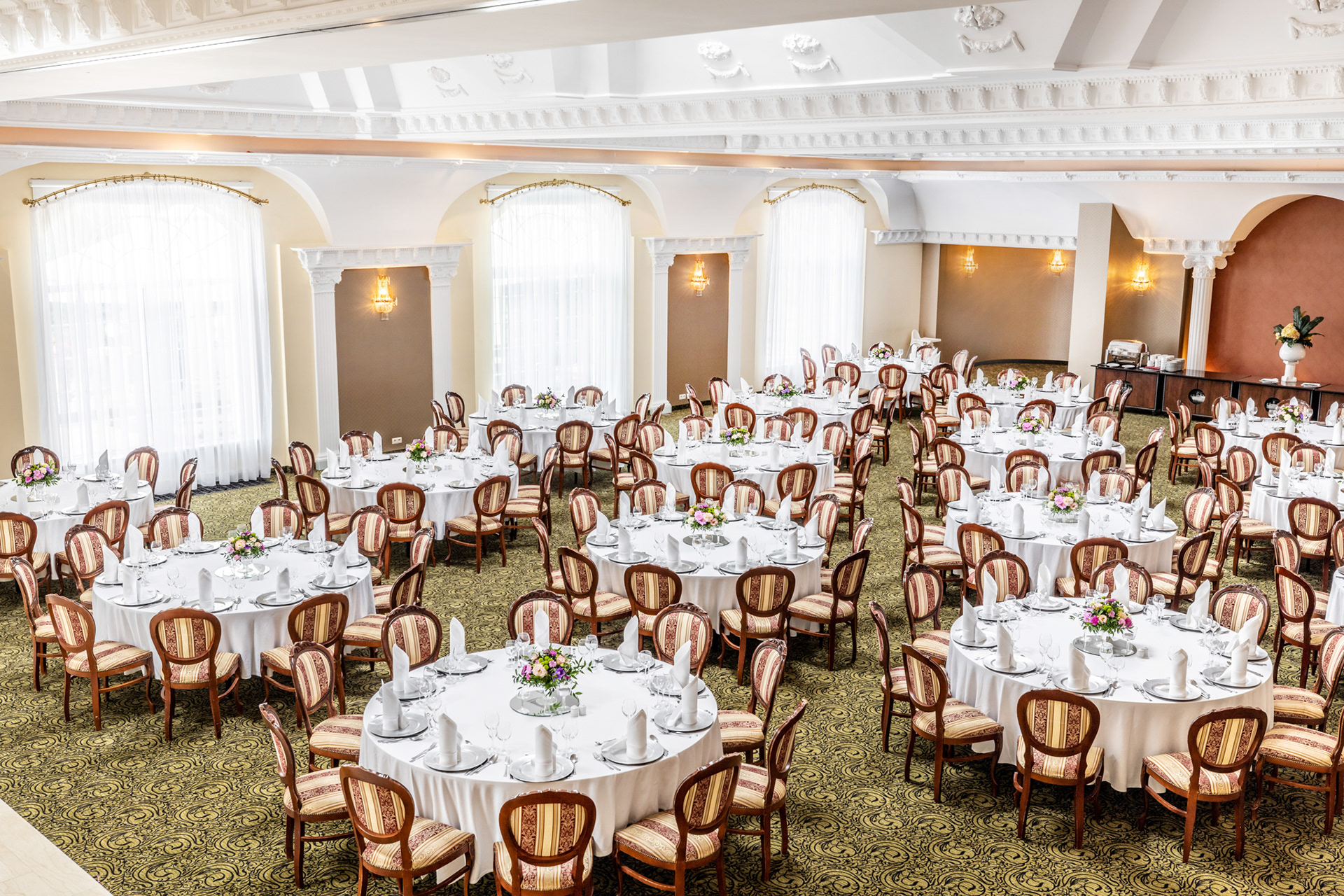 Jedna z sal balowych Hotelu Windsor