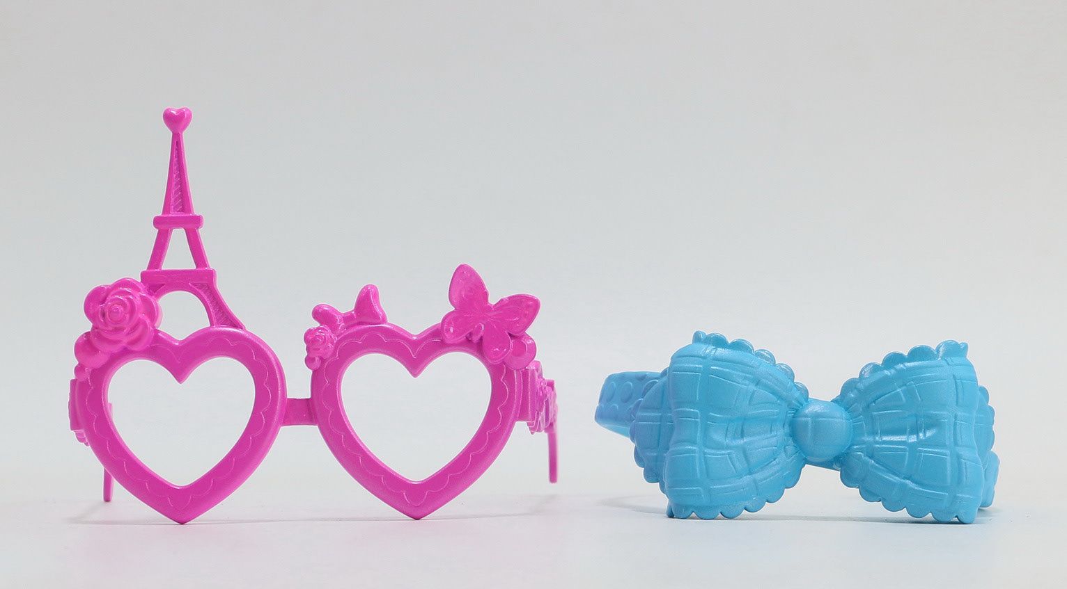 Glasses for doll, hairclip for girl. Headband for doll, bracelet for girl