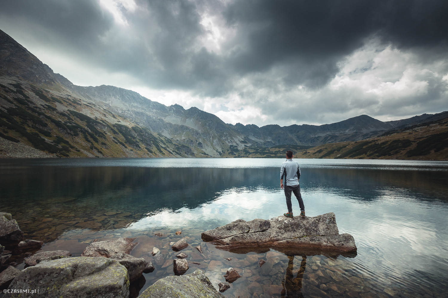 Wielki staw Polski. Tatry Polskie. Fotografia CZASAMI.pl