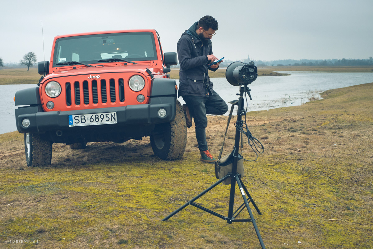 Canon 5d mark iii i Quadralite dp600. Jeep Wrangler Unlimited 2.8 CRD Sport. Fotografia motoryzacyjna CZASAMI.pl