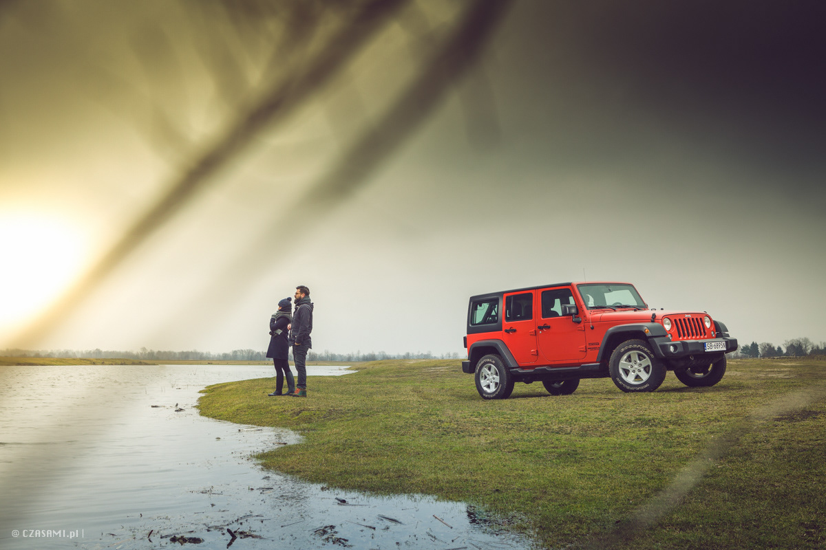 Jeep Wrangler Unlimited 2.8 CRD Sport. Fotografia motoryzacyjna CZASAMI.pl