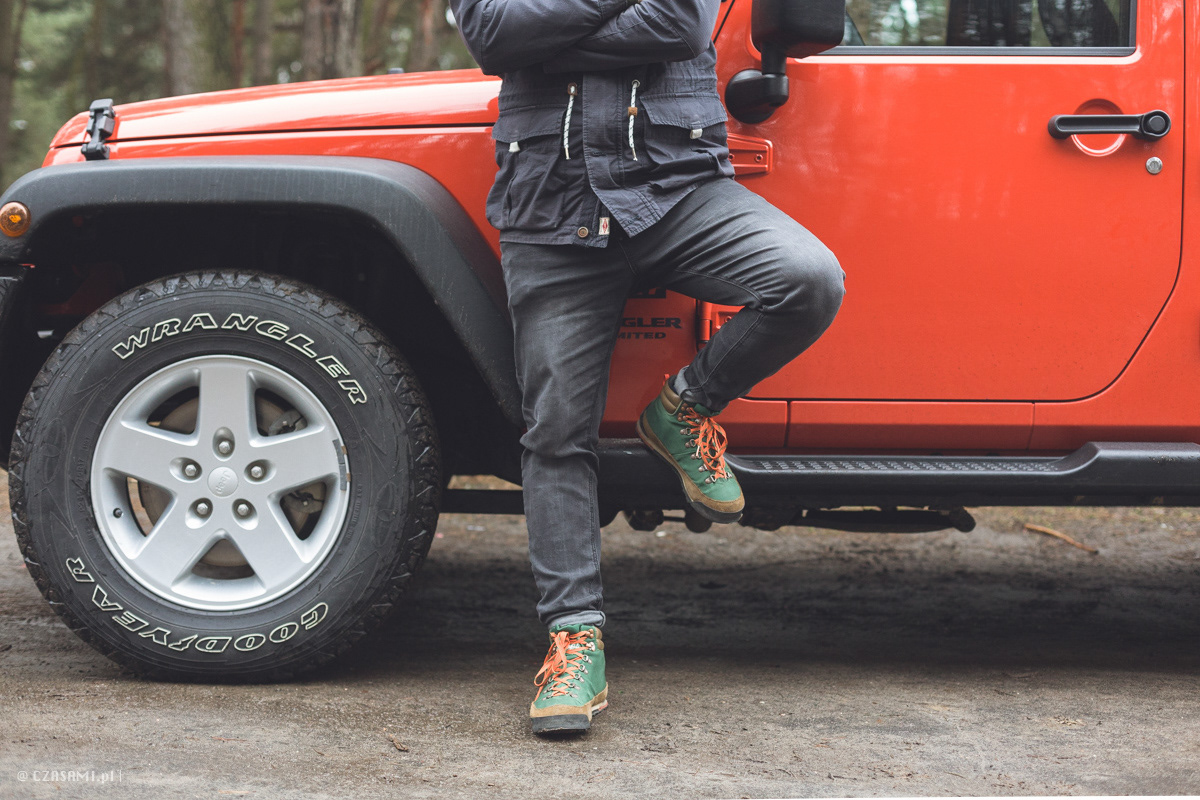 Jeep Wrangler Unlimited 2.8 CRD Sport. Fotografia motoryzacyjna CZASAMI.pl