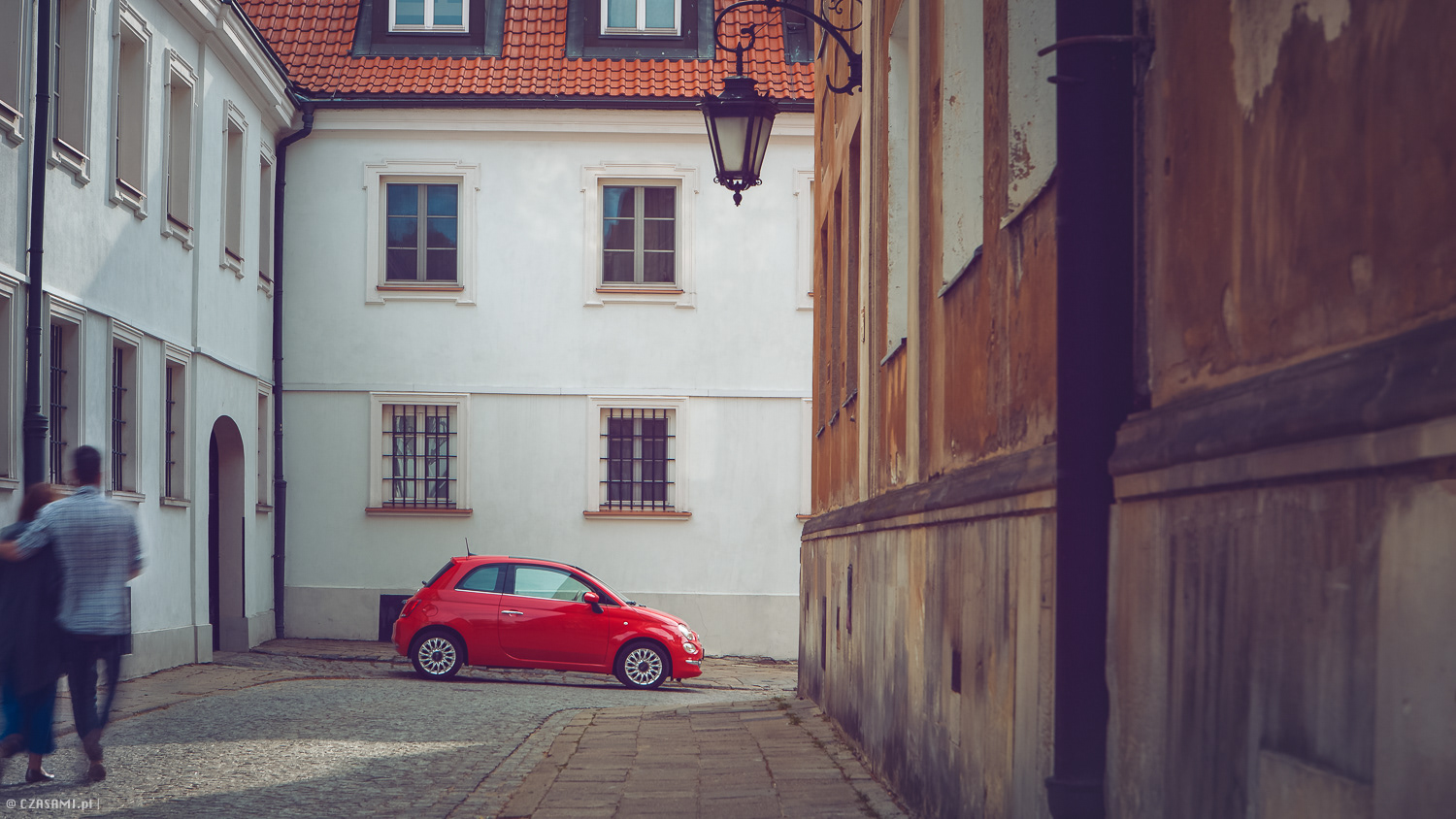 Fiat 500. Warszawa, Polska. Fotografia motoryzacyjna CZASAMI.PL