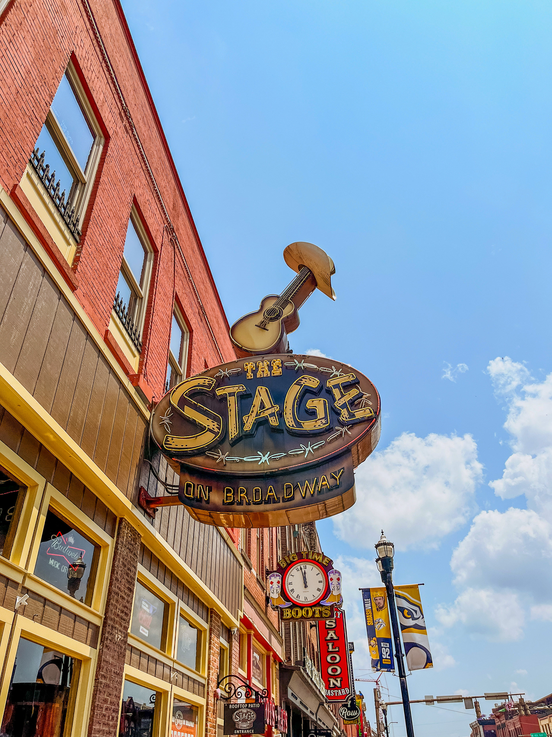 Broadway Sign Nashville TN