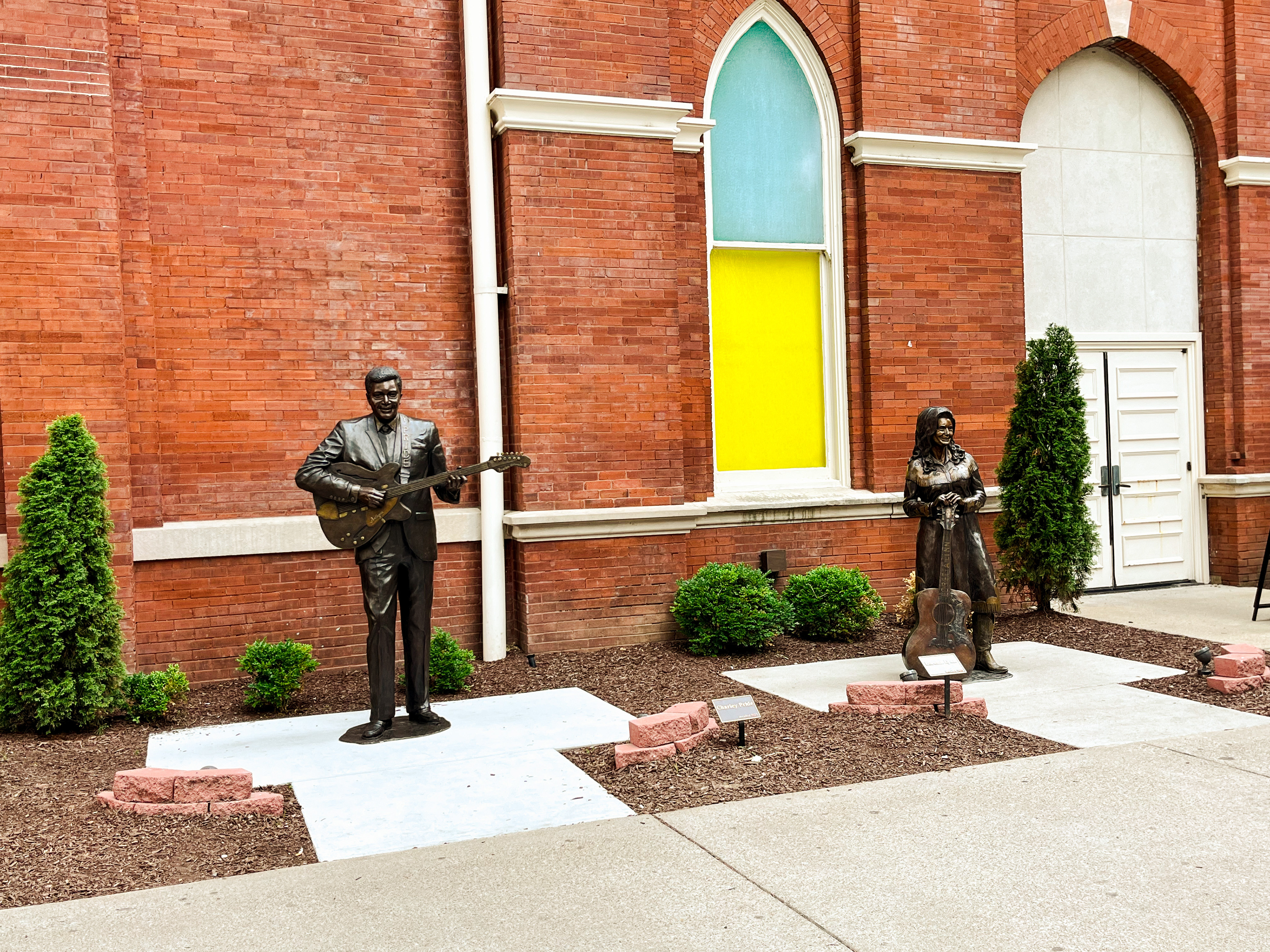 Ryman Auditorium Statutes Nashville TN