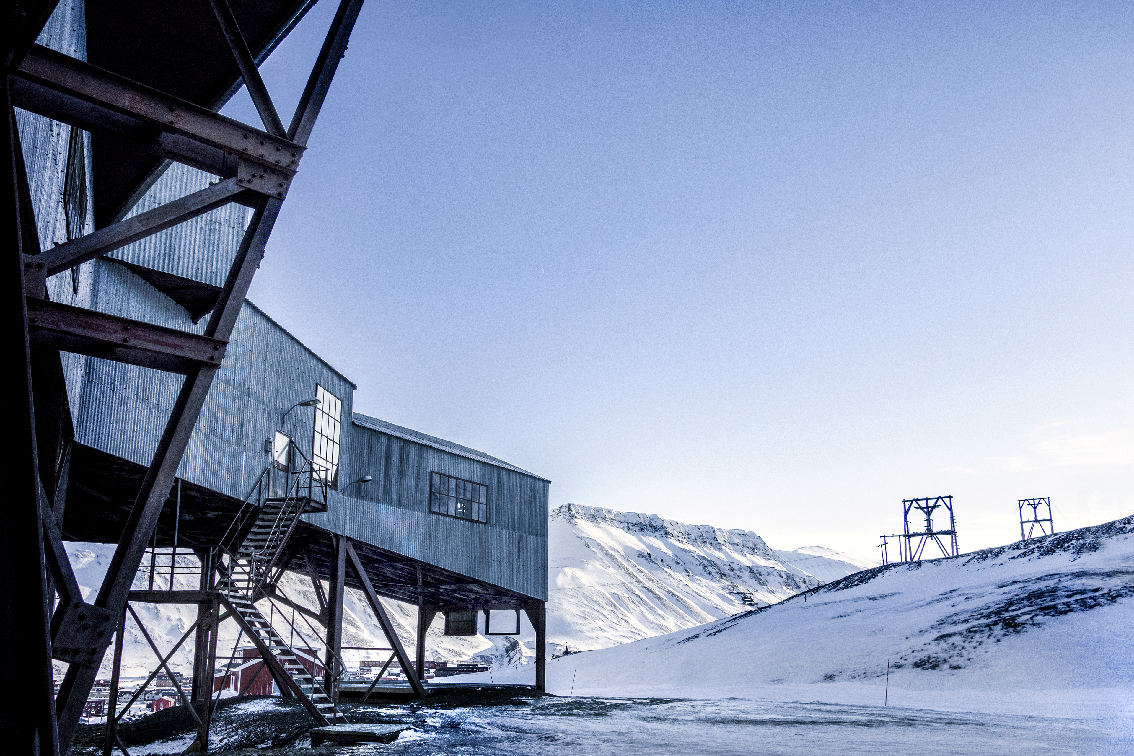 Longyearbyen Taubenesentralen cable plant