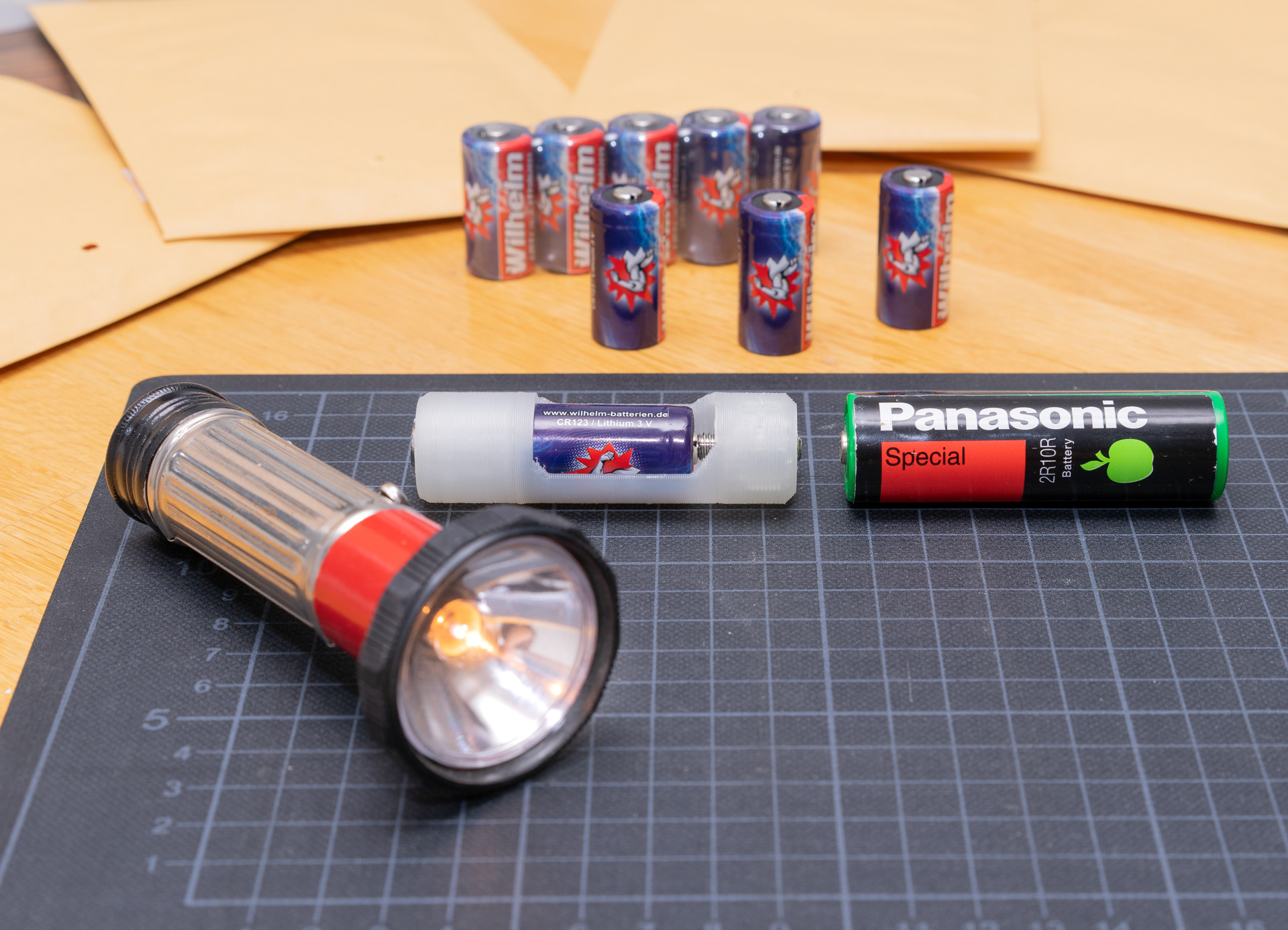 3 Volt Duplex Stabbatterie 2R10 Adapter