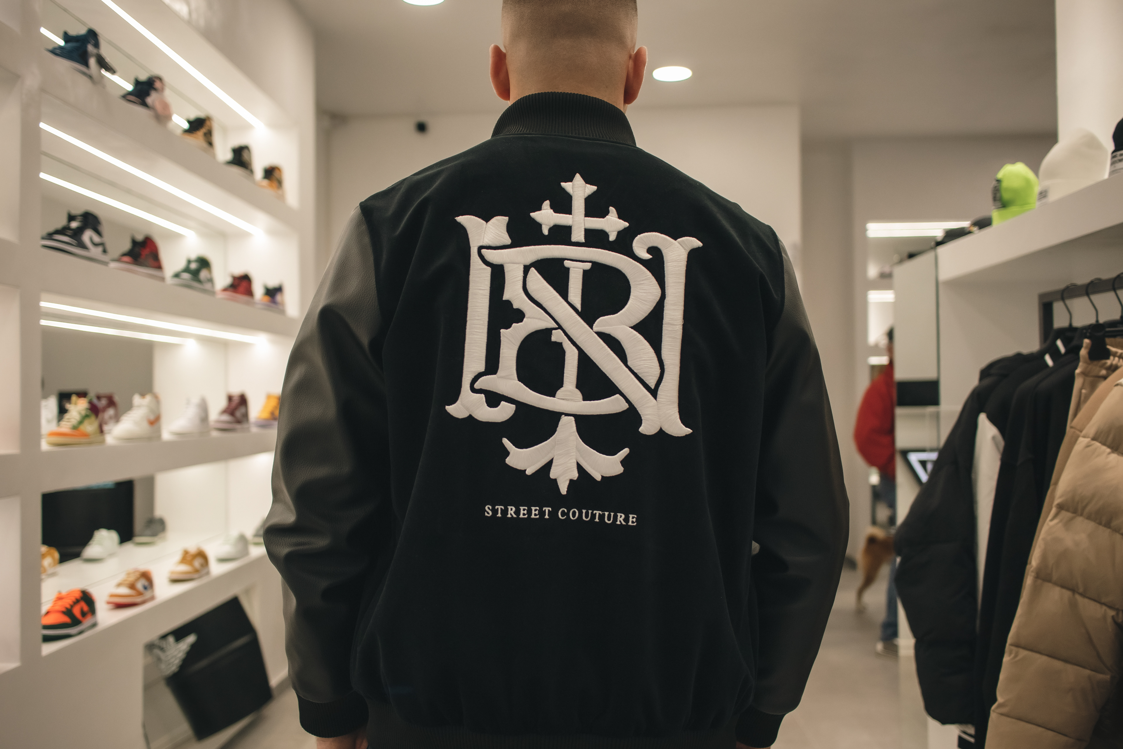 Milano Store 99 (Genova)