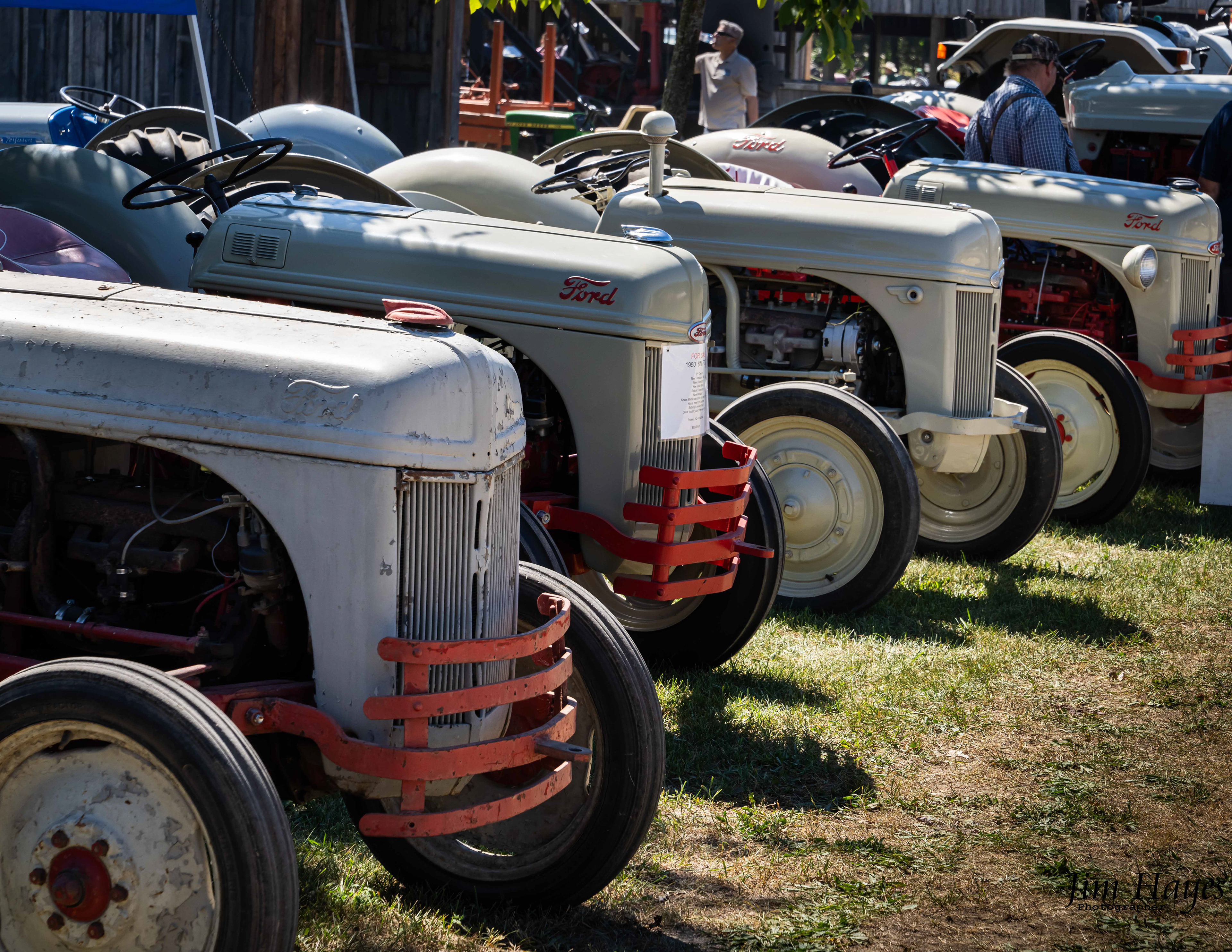 Featured Ford tractors