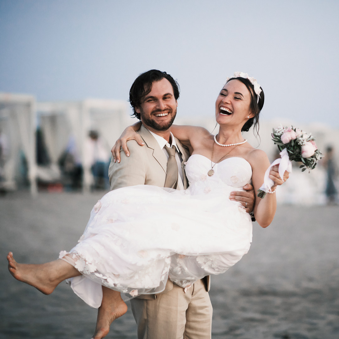  Zauberhaftes Bustier Brautkleid